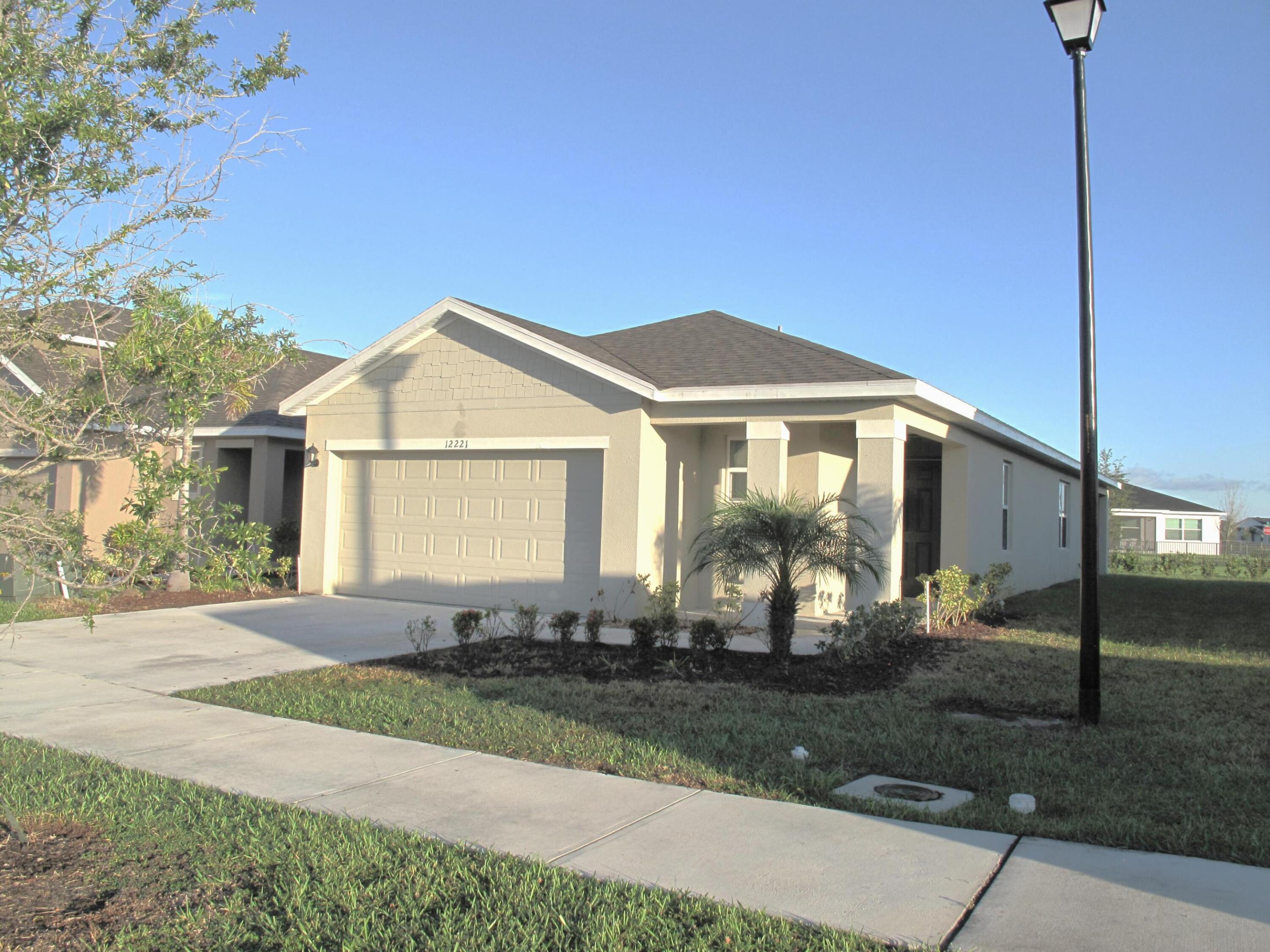 12221 Nettuno Way Property Photo 3
