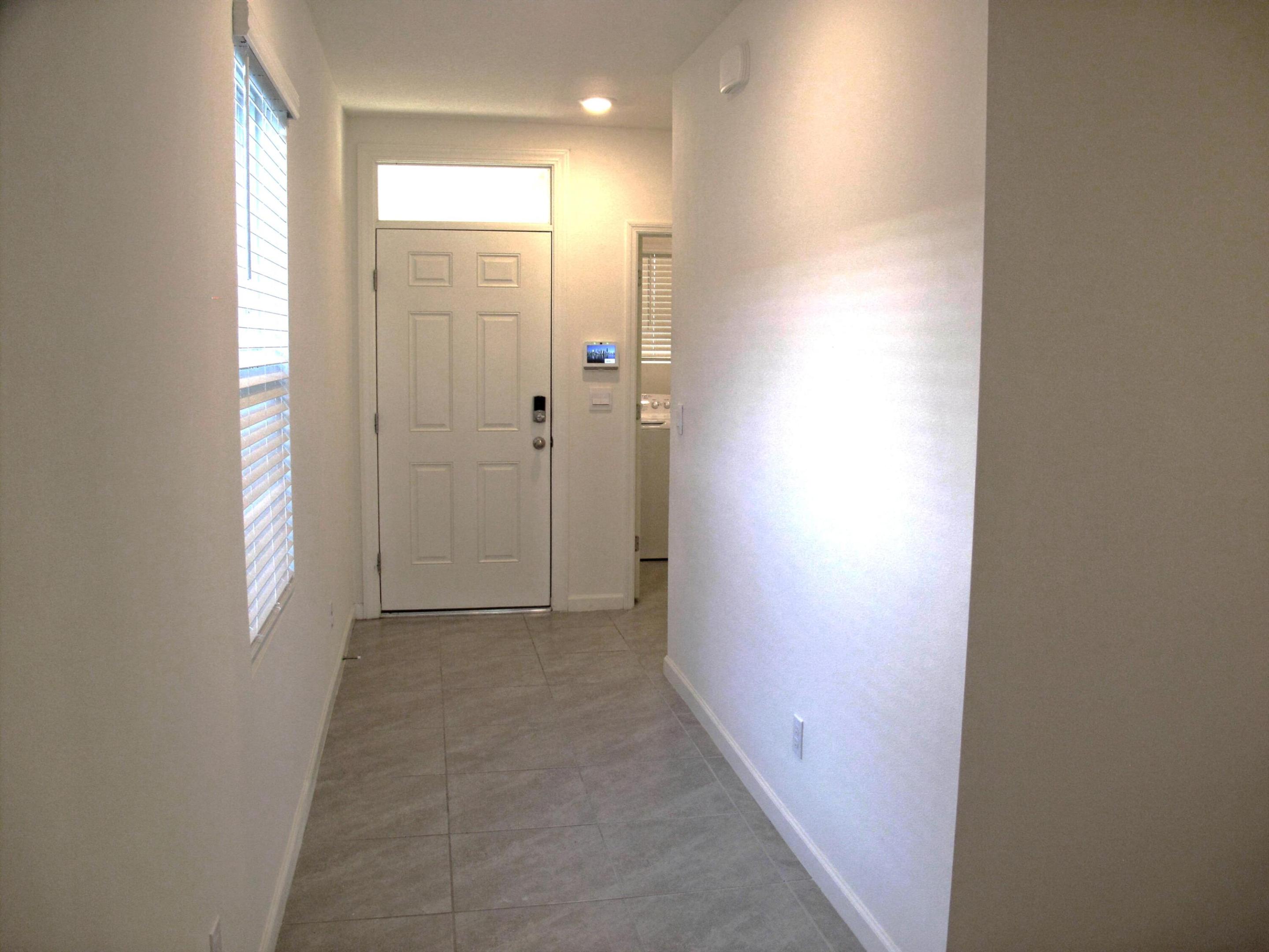 12221 Nettuno Way Property Photo 5