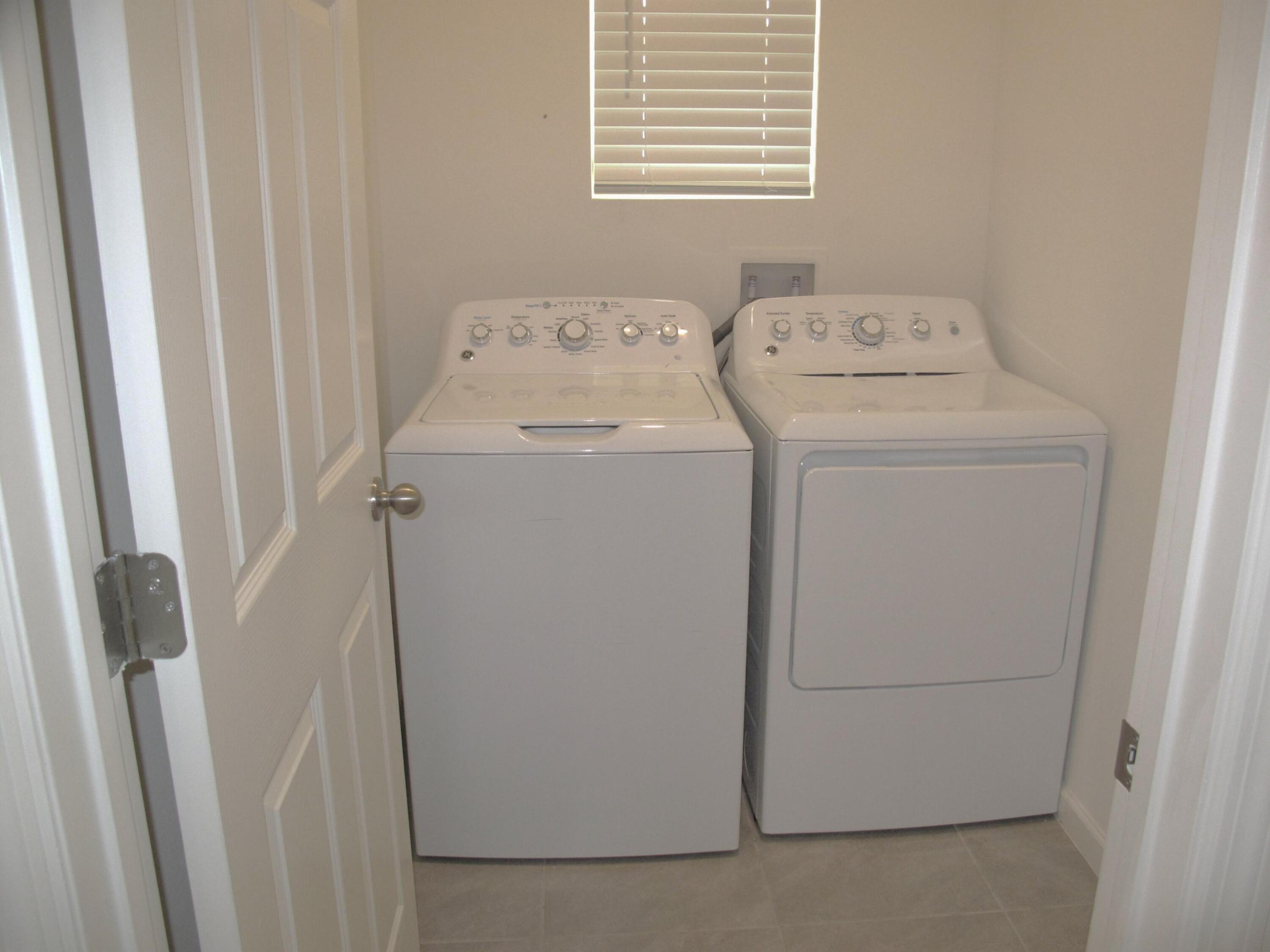 12221 Nettuno Way Property Photo 25