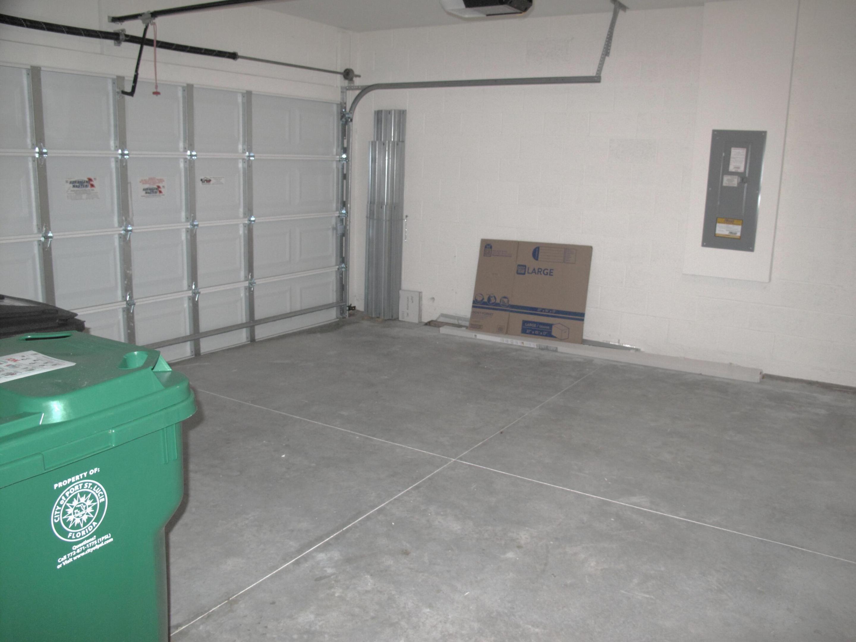 12221 Nettuno Way Property Photo 26