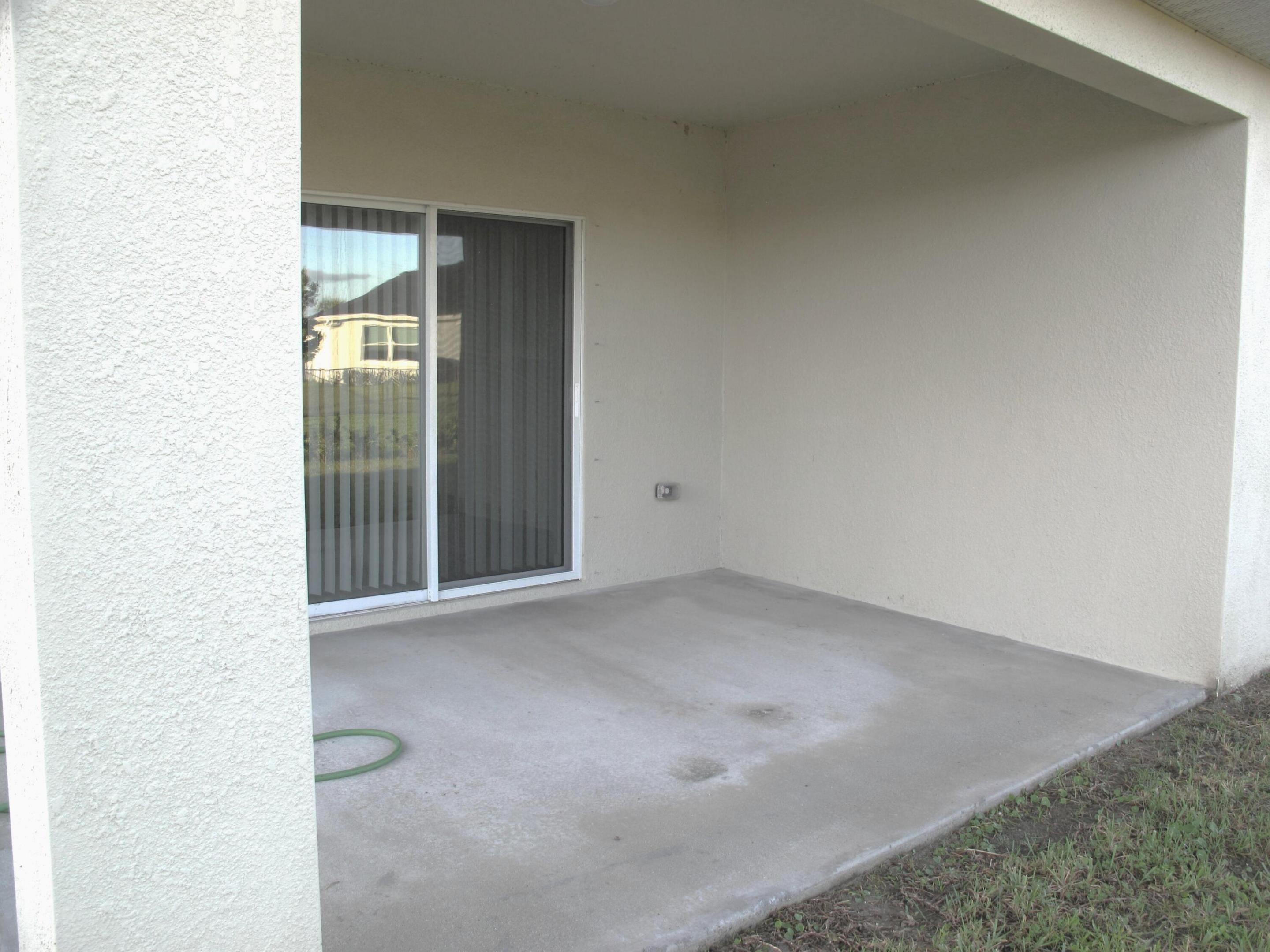 12221 Nettuno Way Property Photo 29