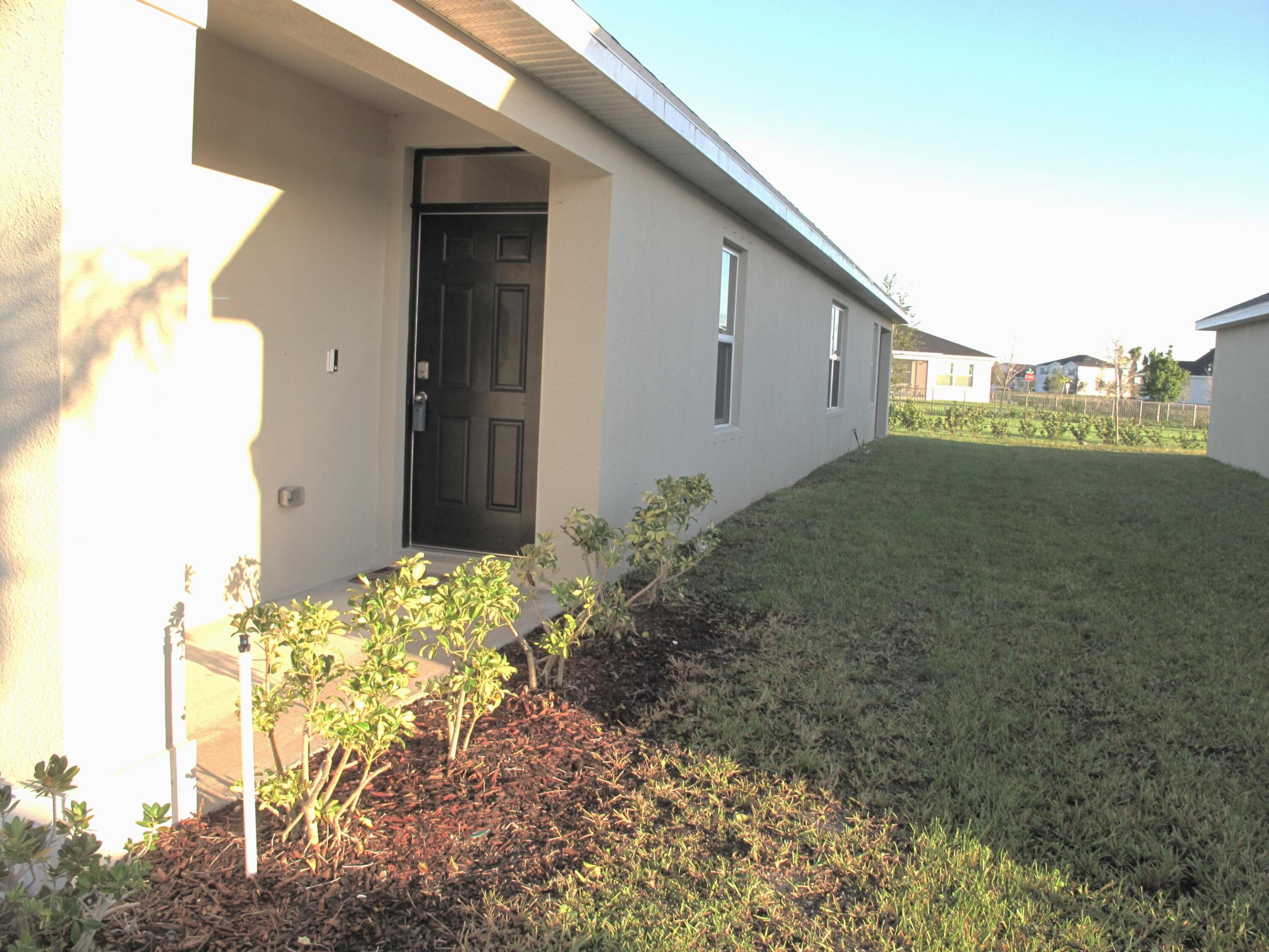 12221 Nettuno Way Property Photo 33