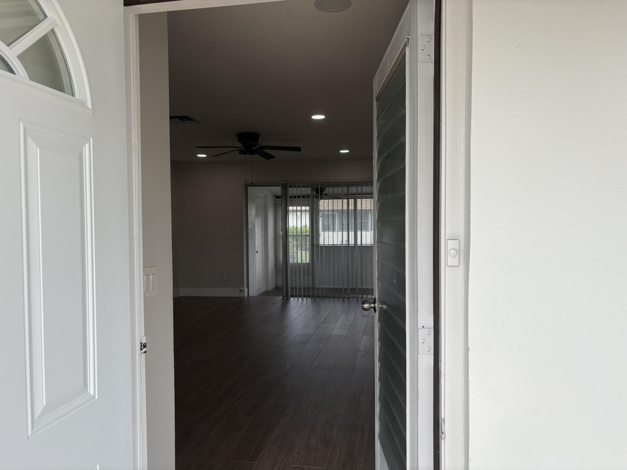 2930 Crosley Drive E J Property Photo 3
