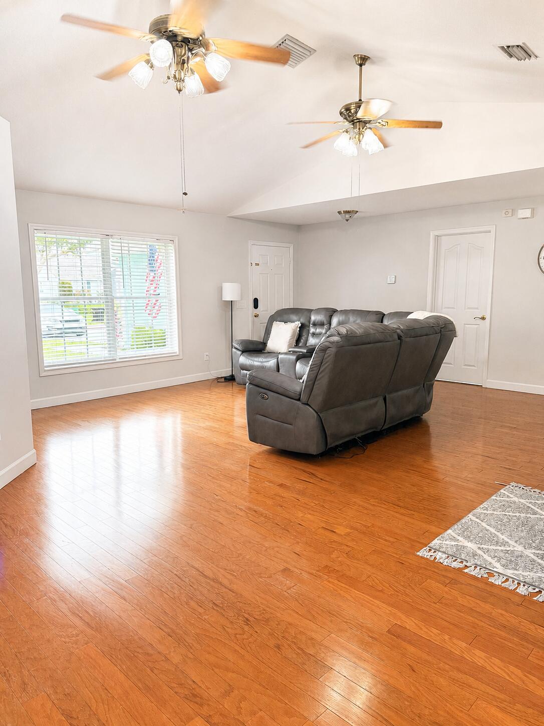 402 Se Strait Avenue Property Photo 10