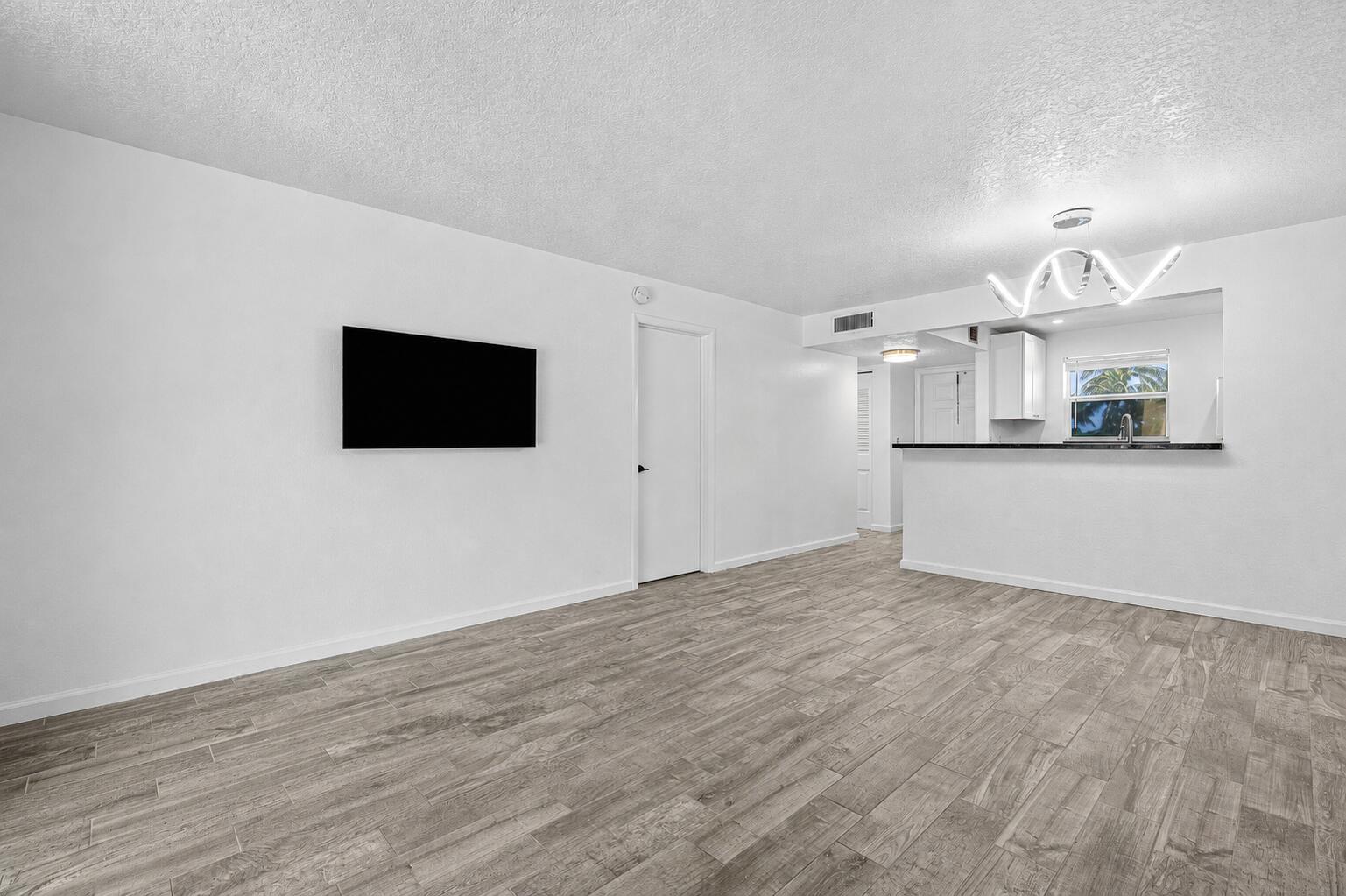 2929 S Ocean Boulevard 2120 Property Photo 8