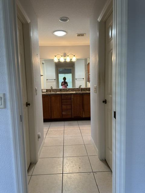 992 Ridgeland Path Property Photo 9