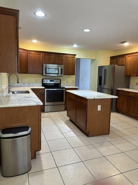 992 Ridgeland Path Property Photo 16