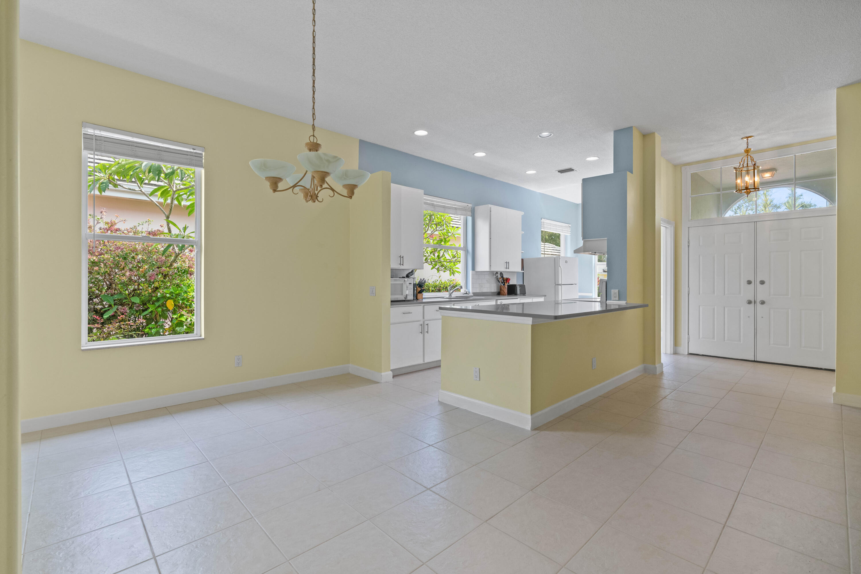 7744 Se Needle Palm Circle Property Photo 3