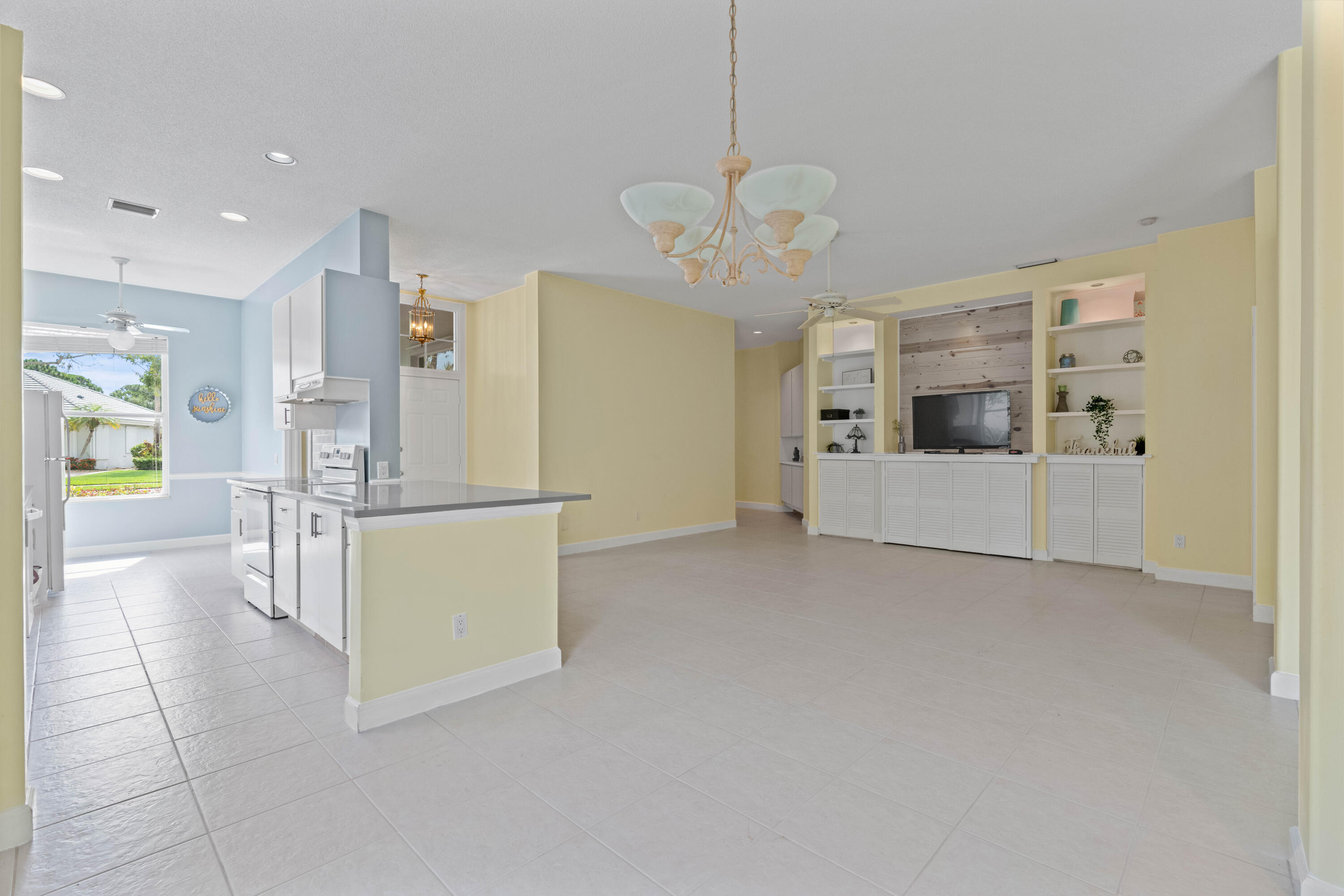 7744 Se Needle Palm Circle Property Photo 4