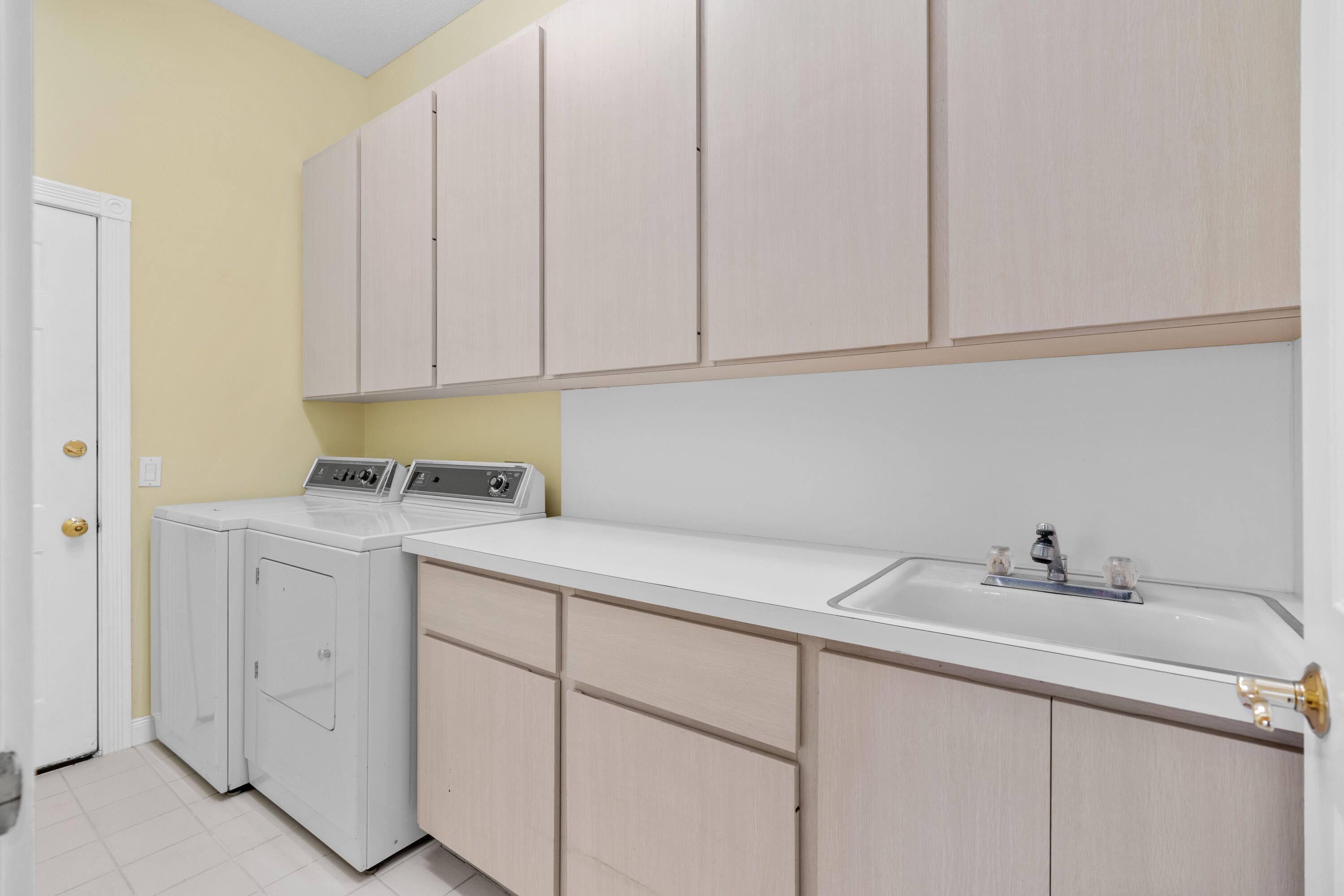7744 Se Needle Palm Circle Property Photo 21