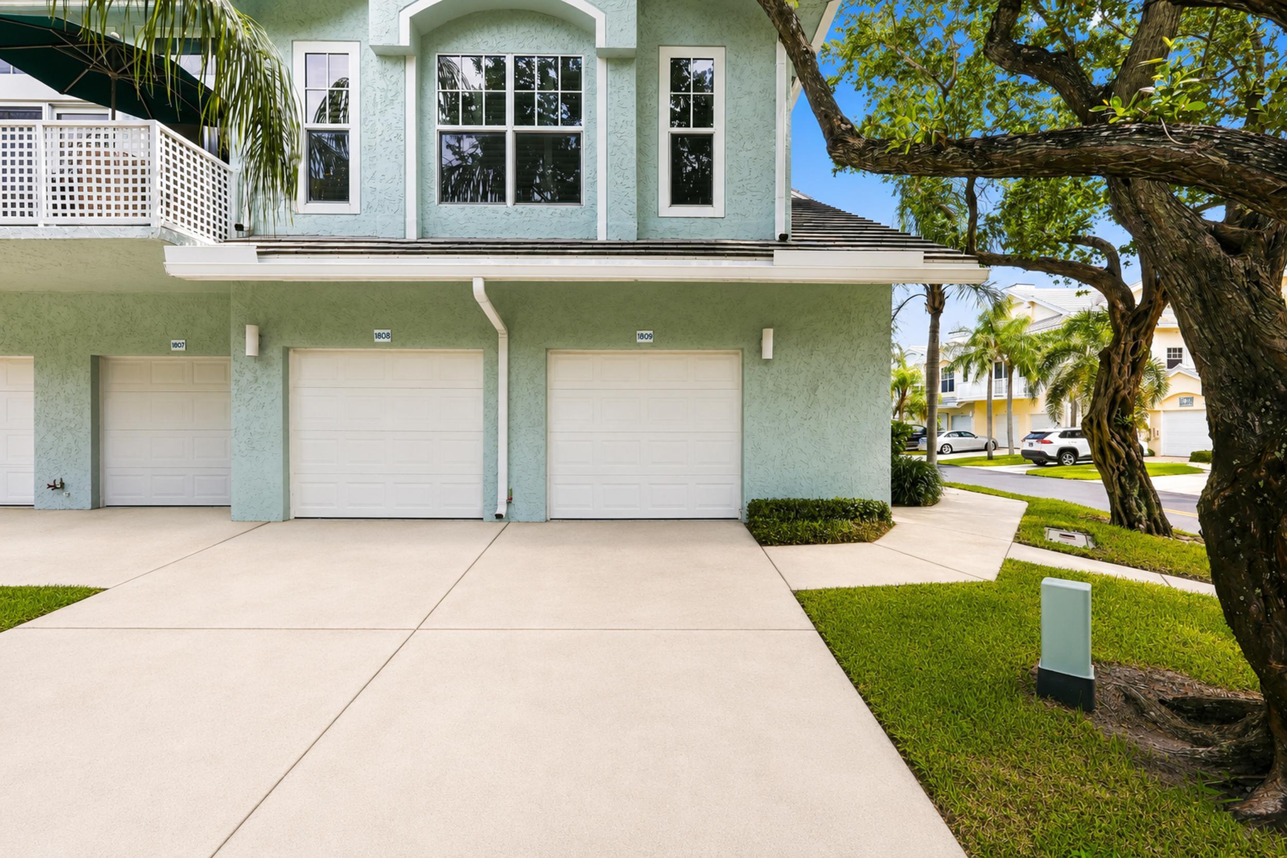 1809 Mainsail Circle Property Photo 3