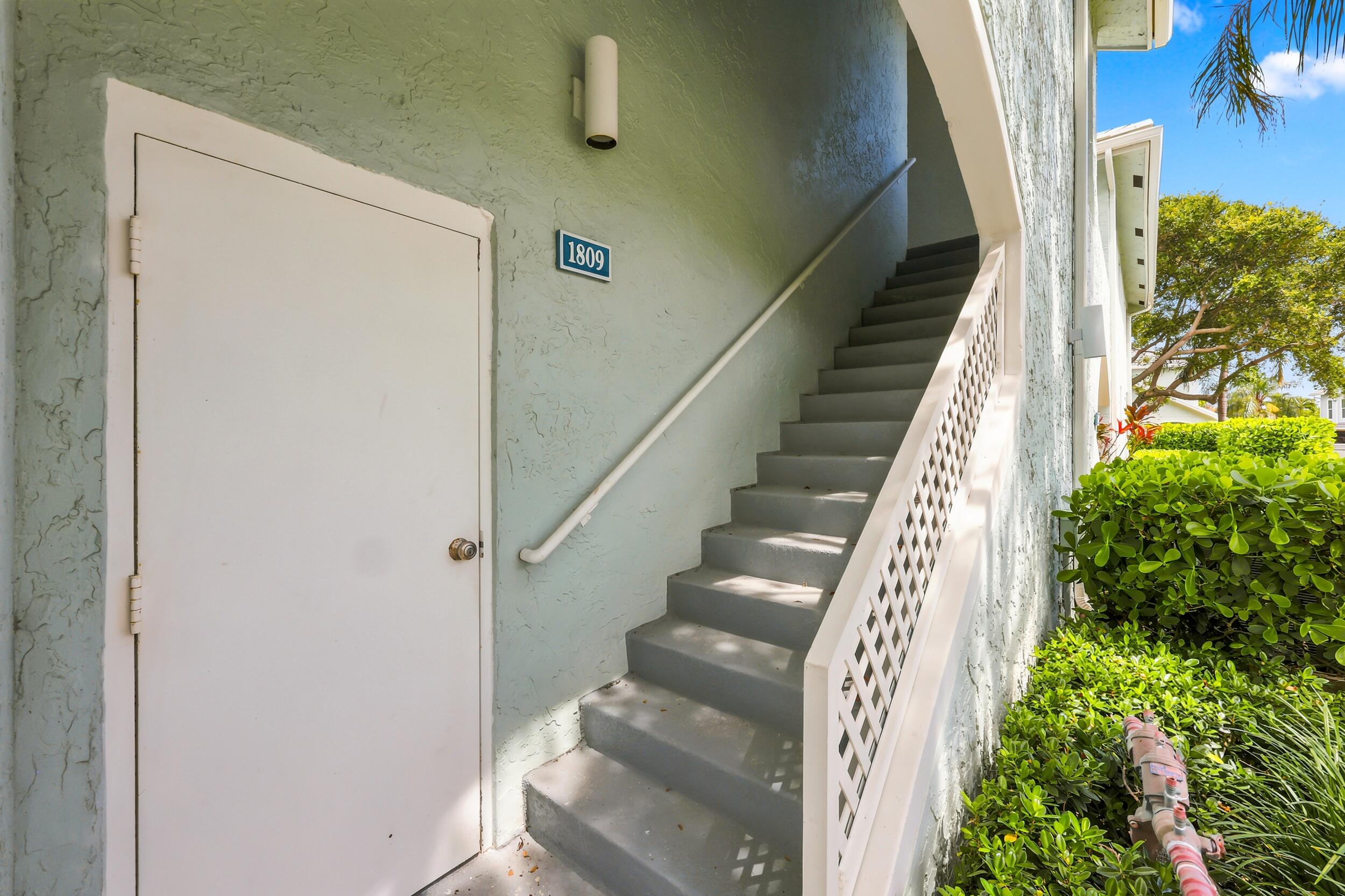 1809 Mainsail Circle Property Photo 9