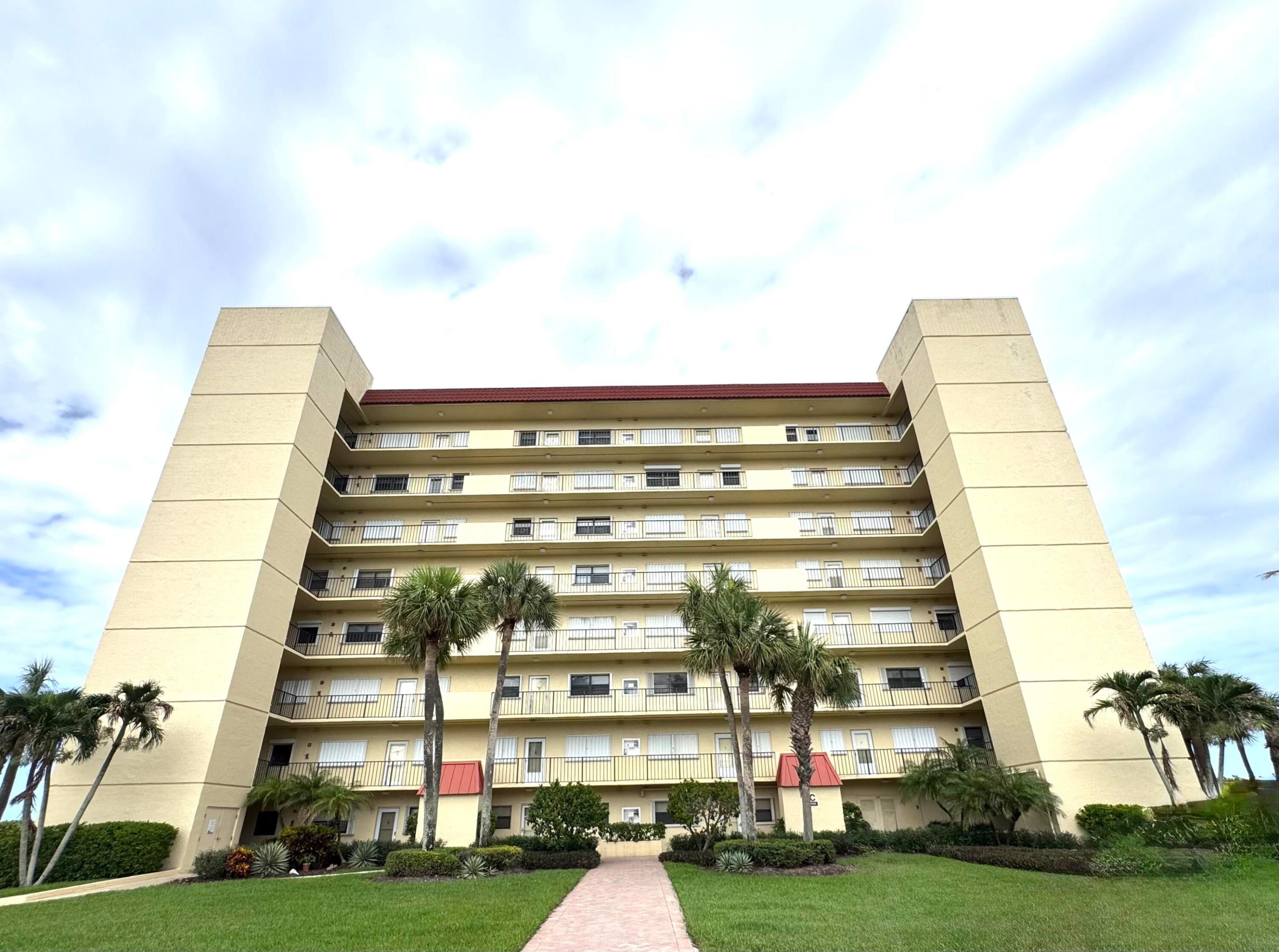 7420 S Ocean Drive 313 Property Photo 1