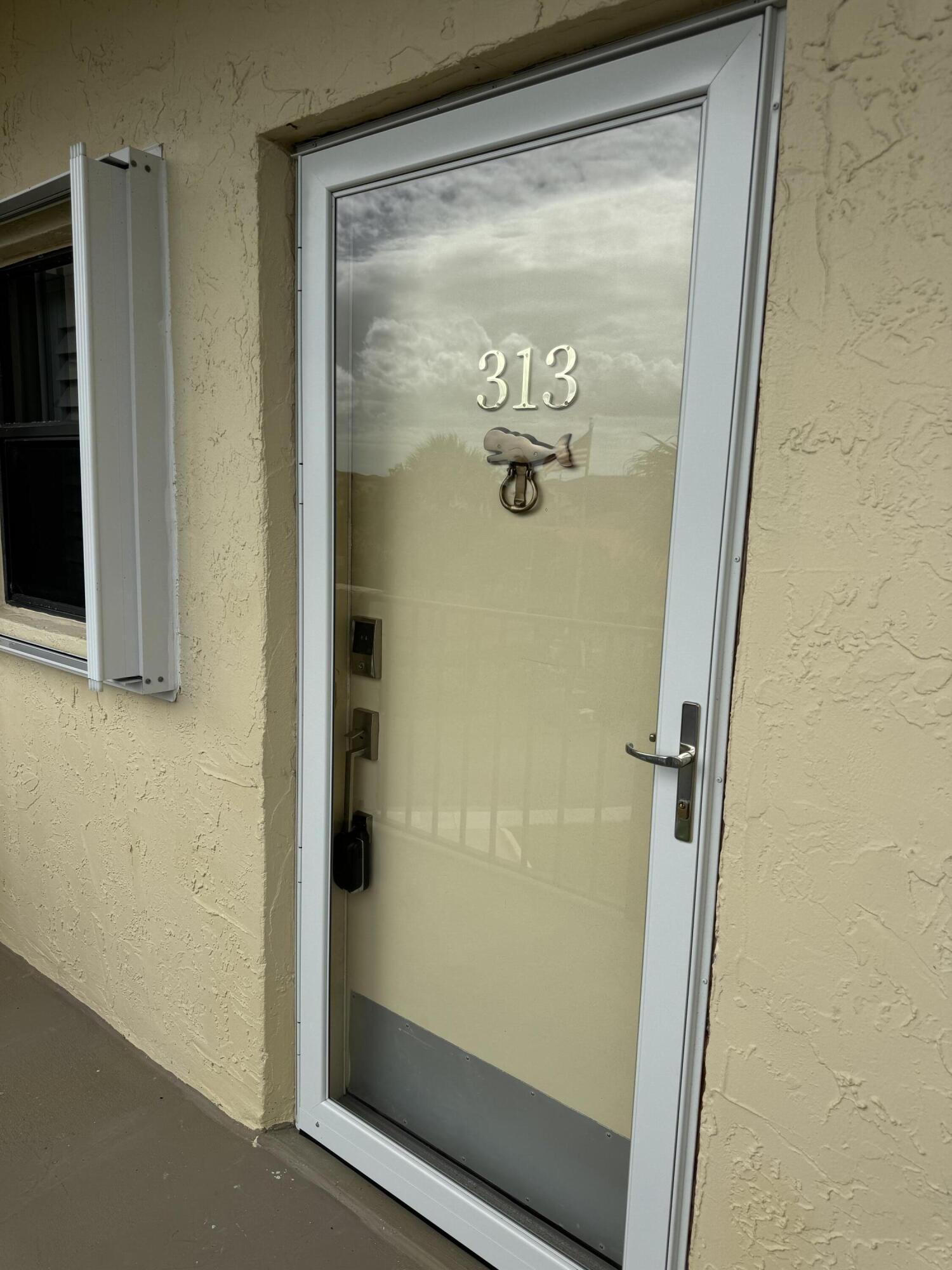 7420 S Ocean Drive 313 Property Photo 3