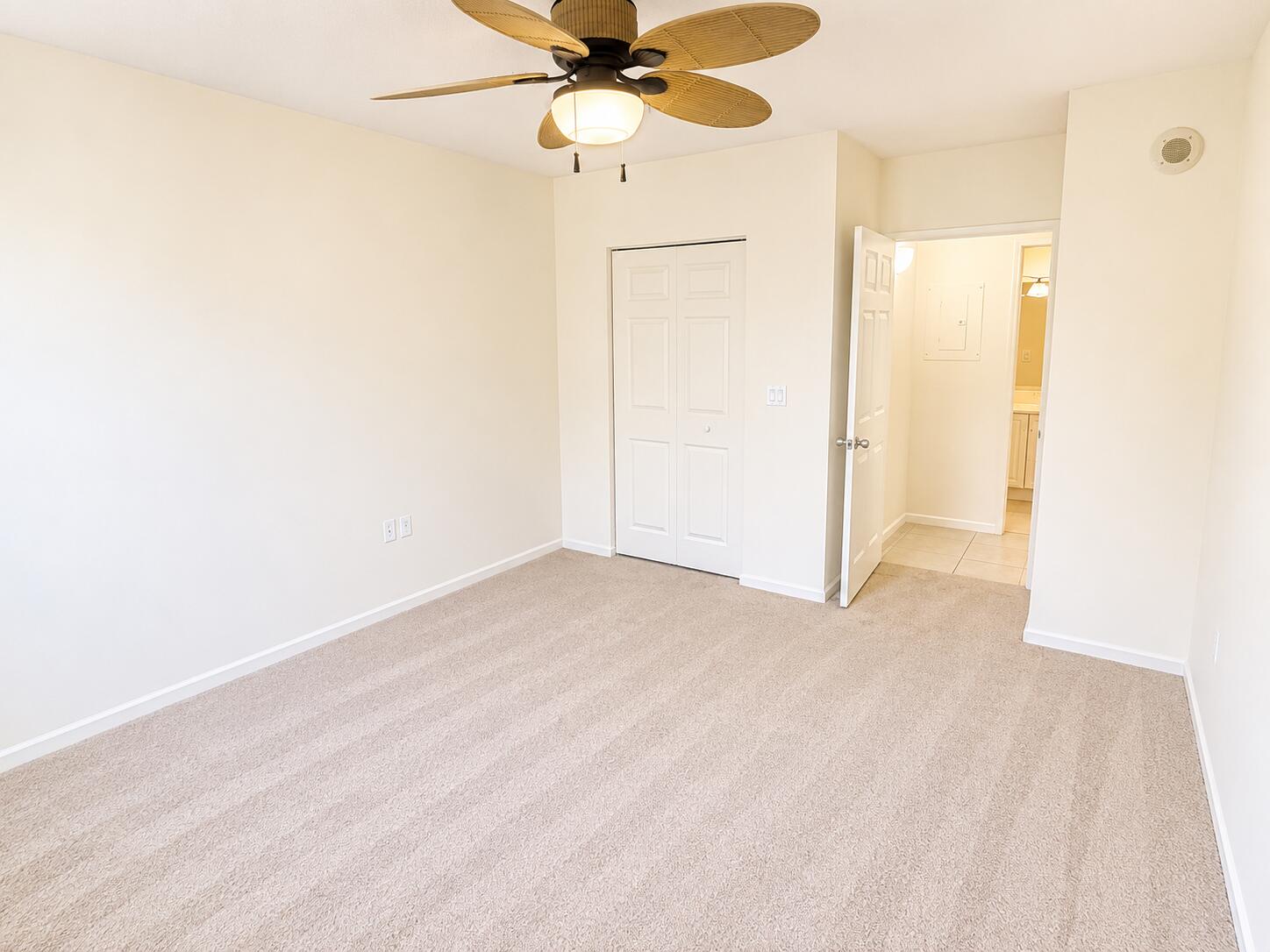 651 Okeechobee Boulevard 302 Property Photo 10