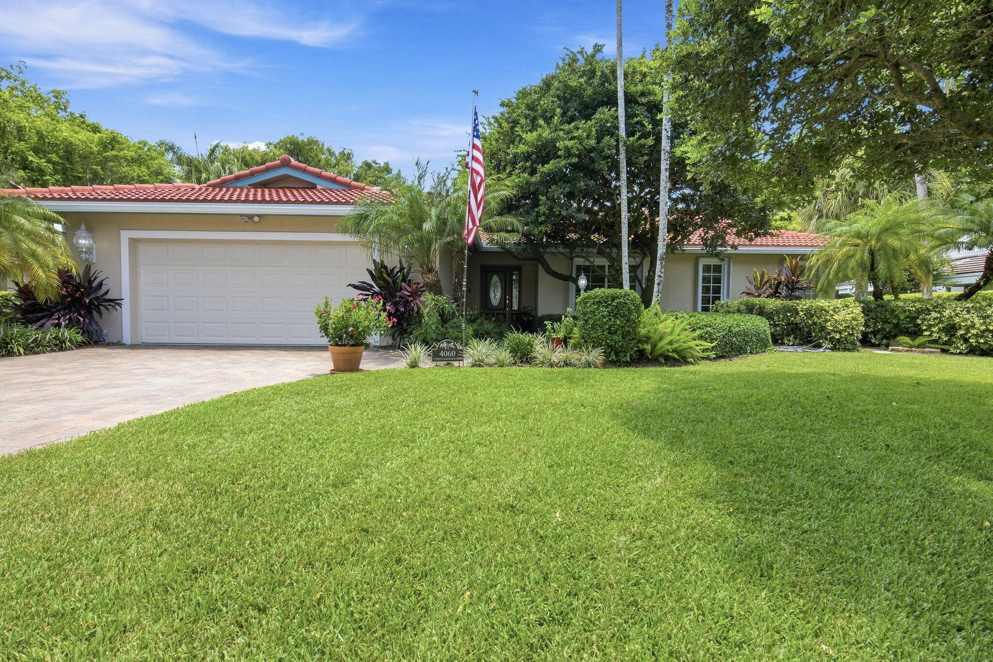 4060 Cypress Hammock Lane Property Photo 6