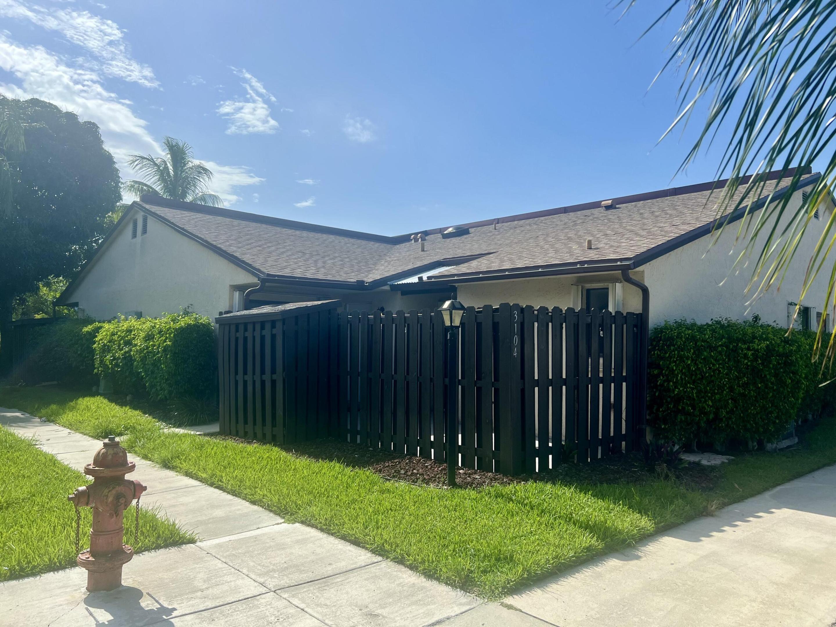 3104 Waterview Circle Property Photo 1