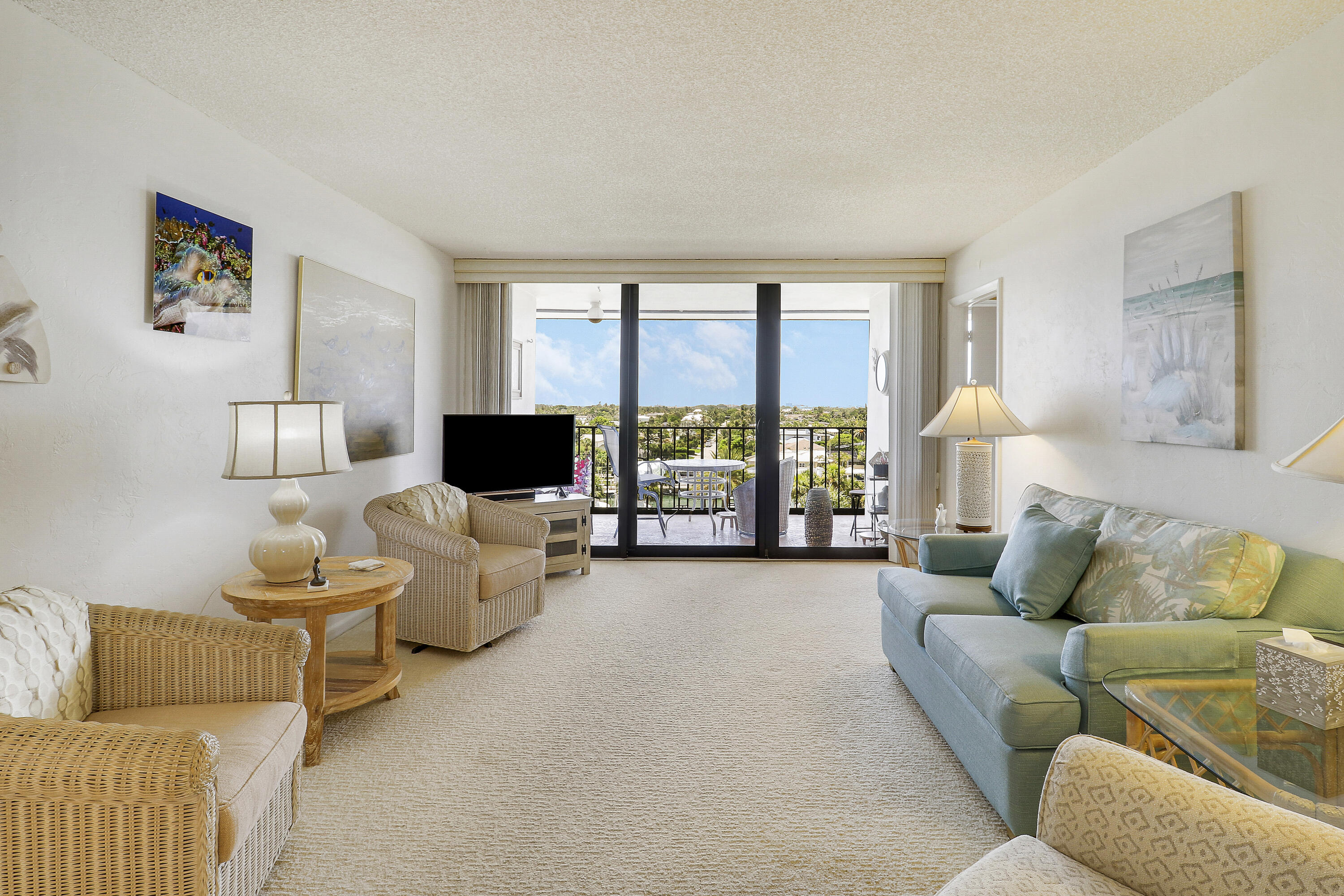 225 S Beach Road 605 Property Photo 14
