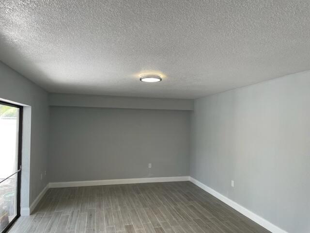 6905 69th Way Property Photo 9