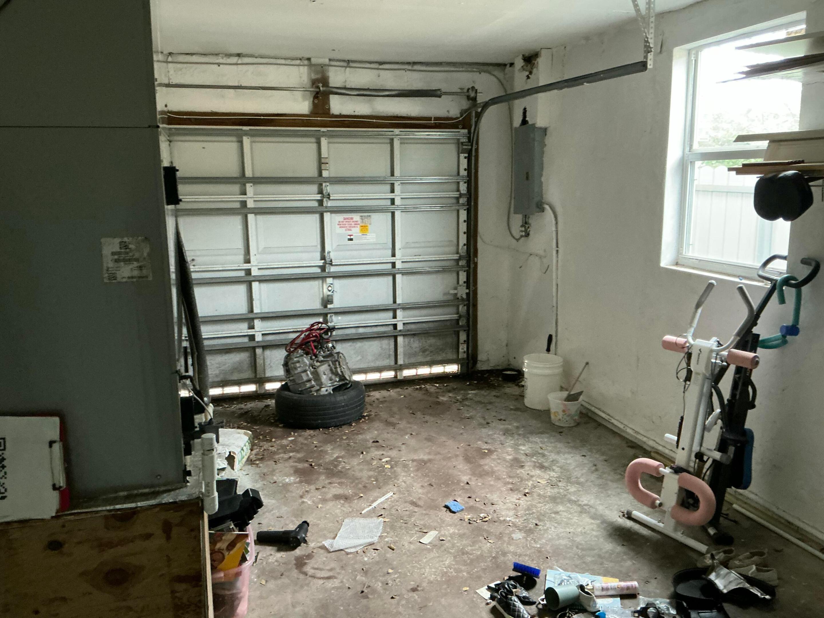5207 Fletcher Street Property Photo 6