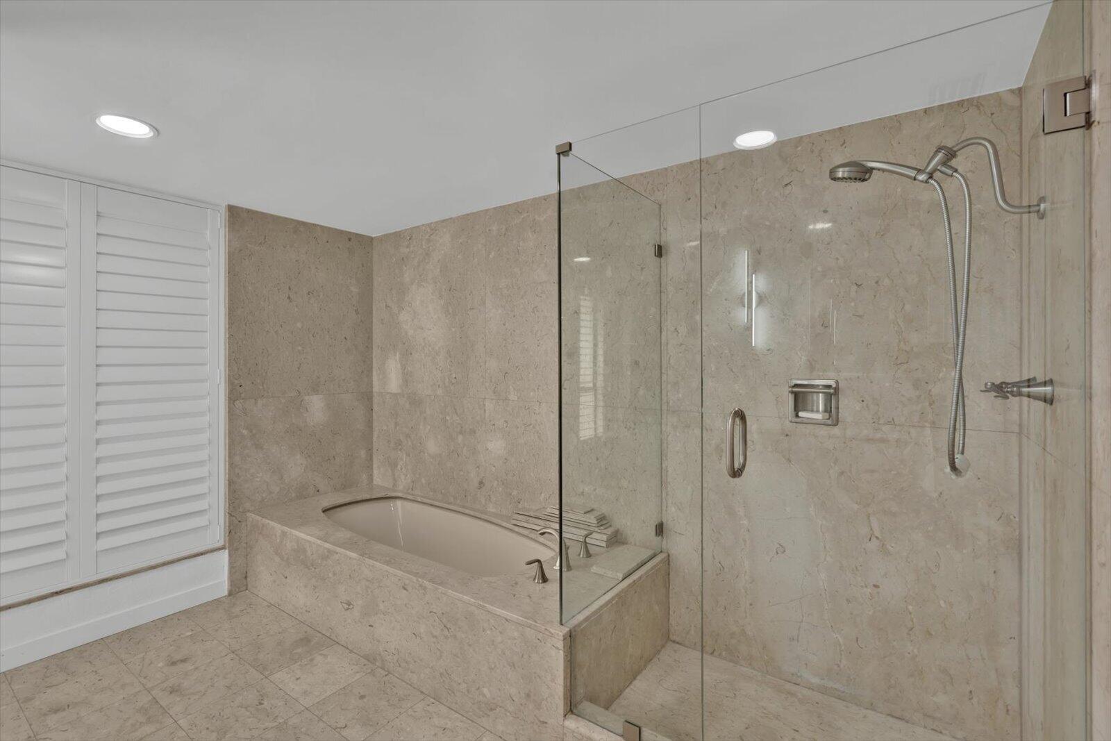 3500 N 45th Avenue Property Photo 23