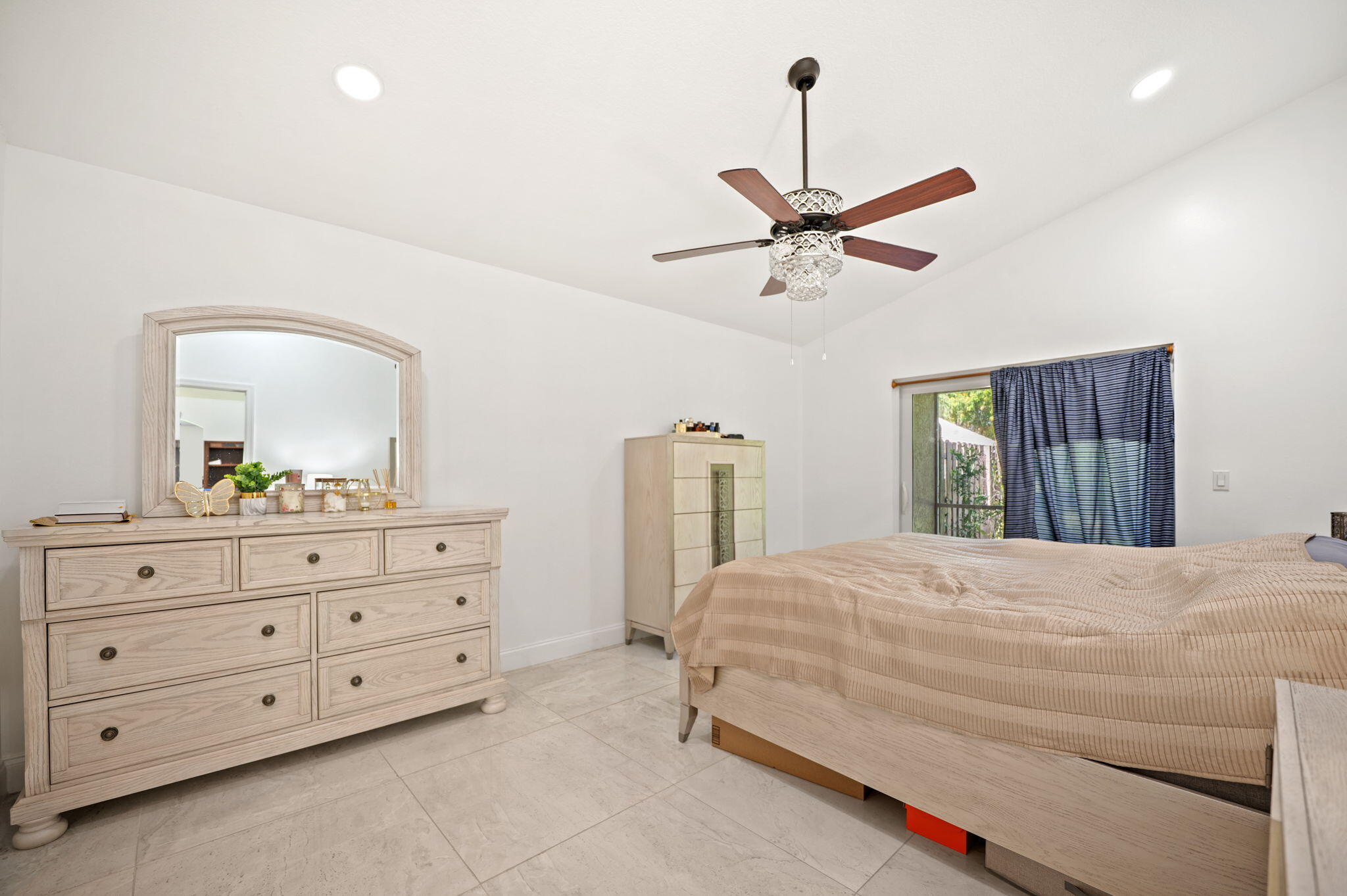 1842 Oak Berry Circle Property Photo 14