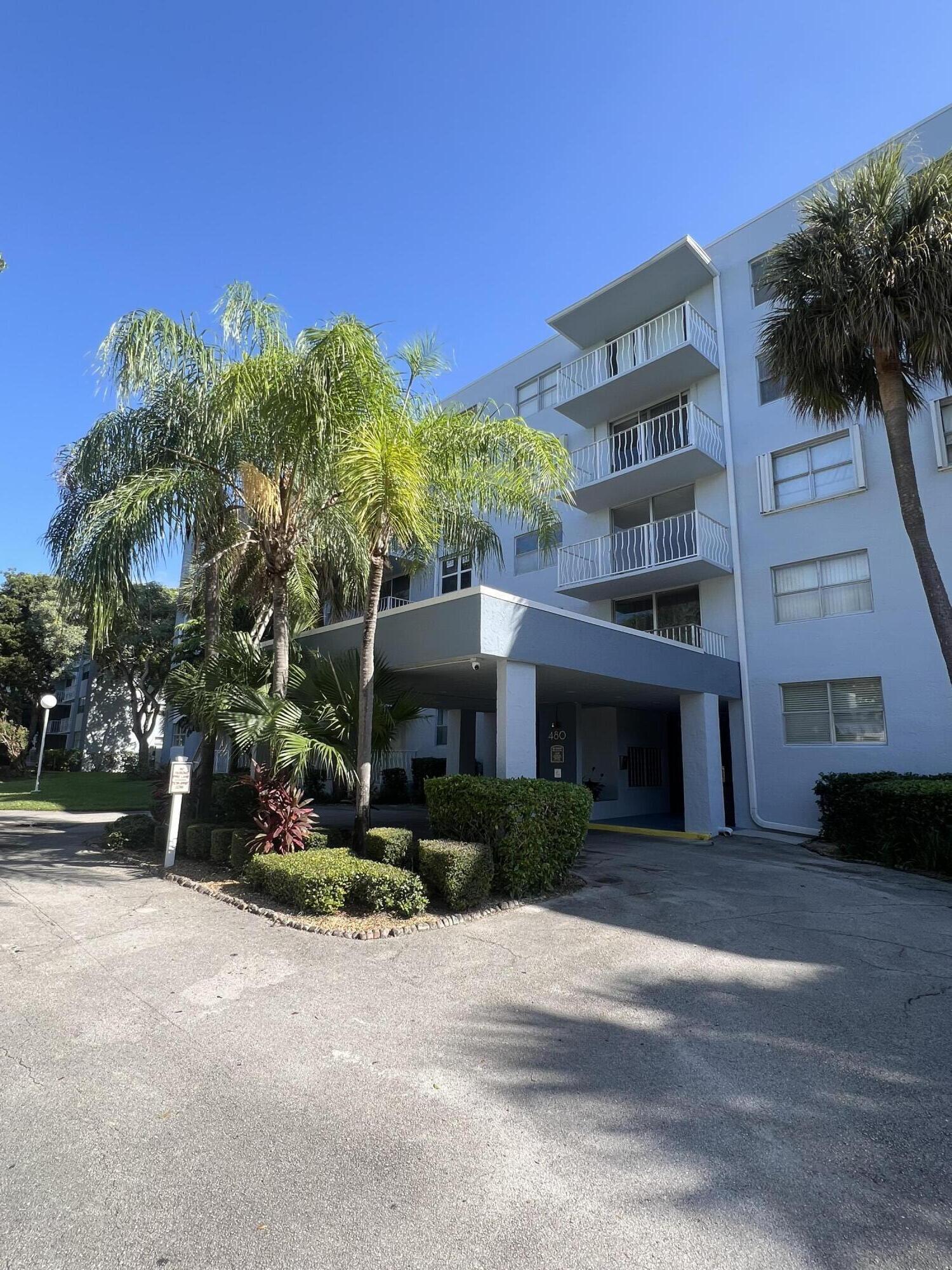 480 Executive Center Drive 2d Property Photo 1