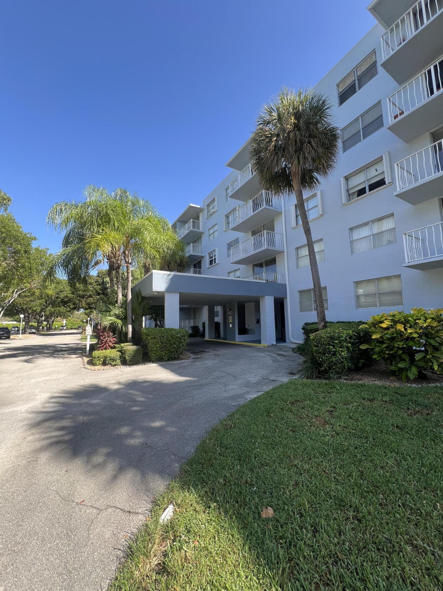480 Executive Center Drive 2d Property Photo 2