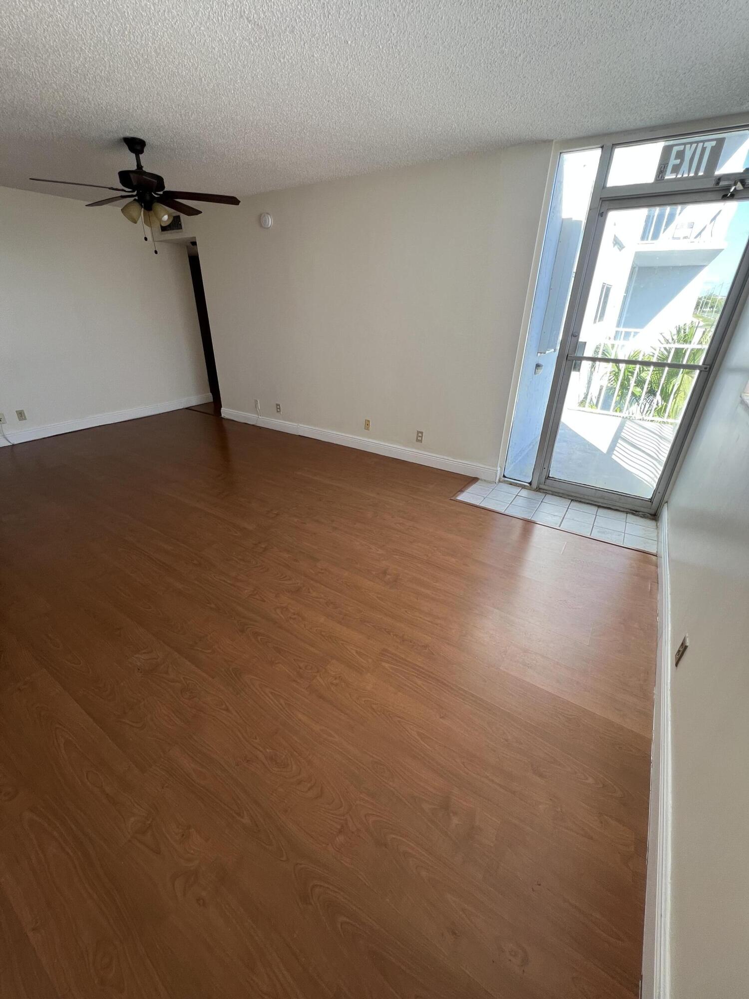 480 Executive Center Drive 2d Property Photo 20