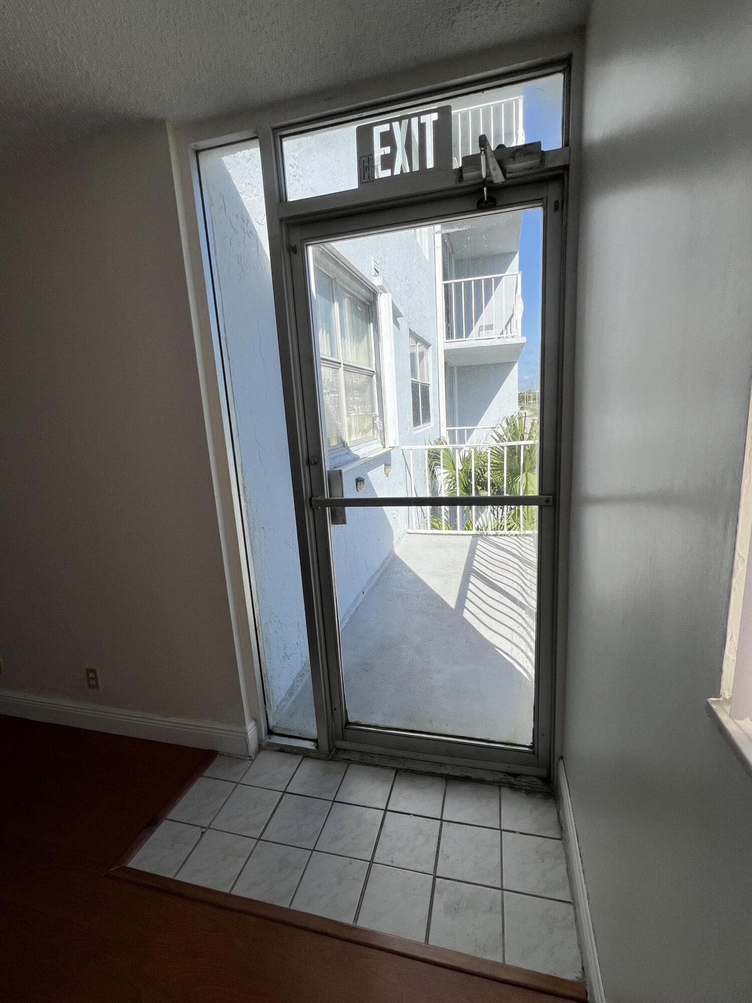 480 Executive Center Drive 2d Property Photo 25