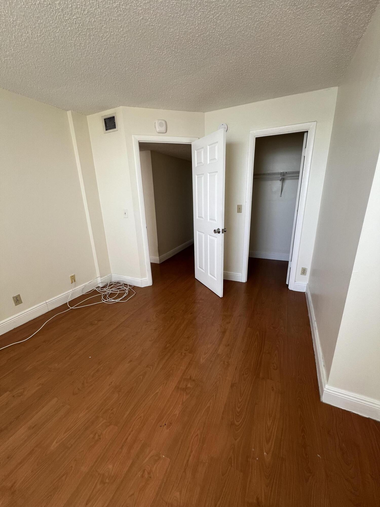 480 Executive Center Drive 2d Property Photo 29