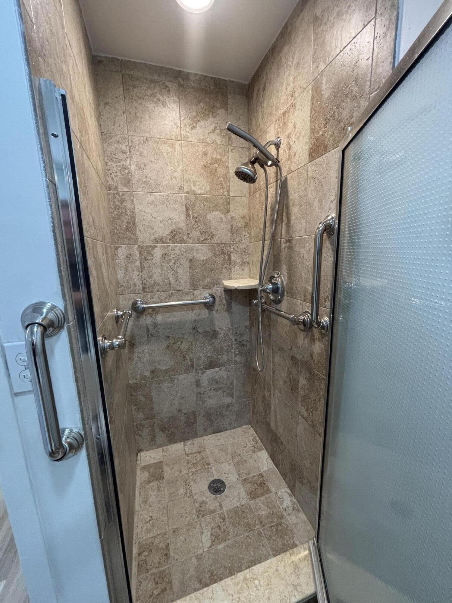 652 Flanders N Property Photo 19