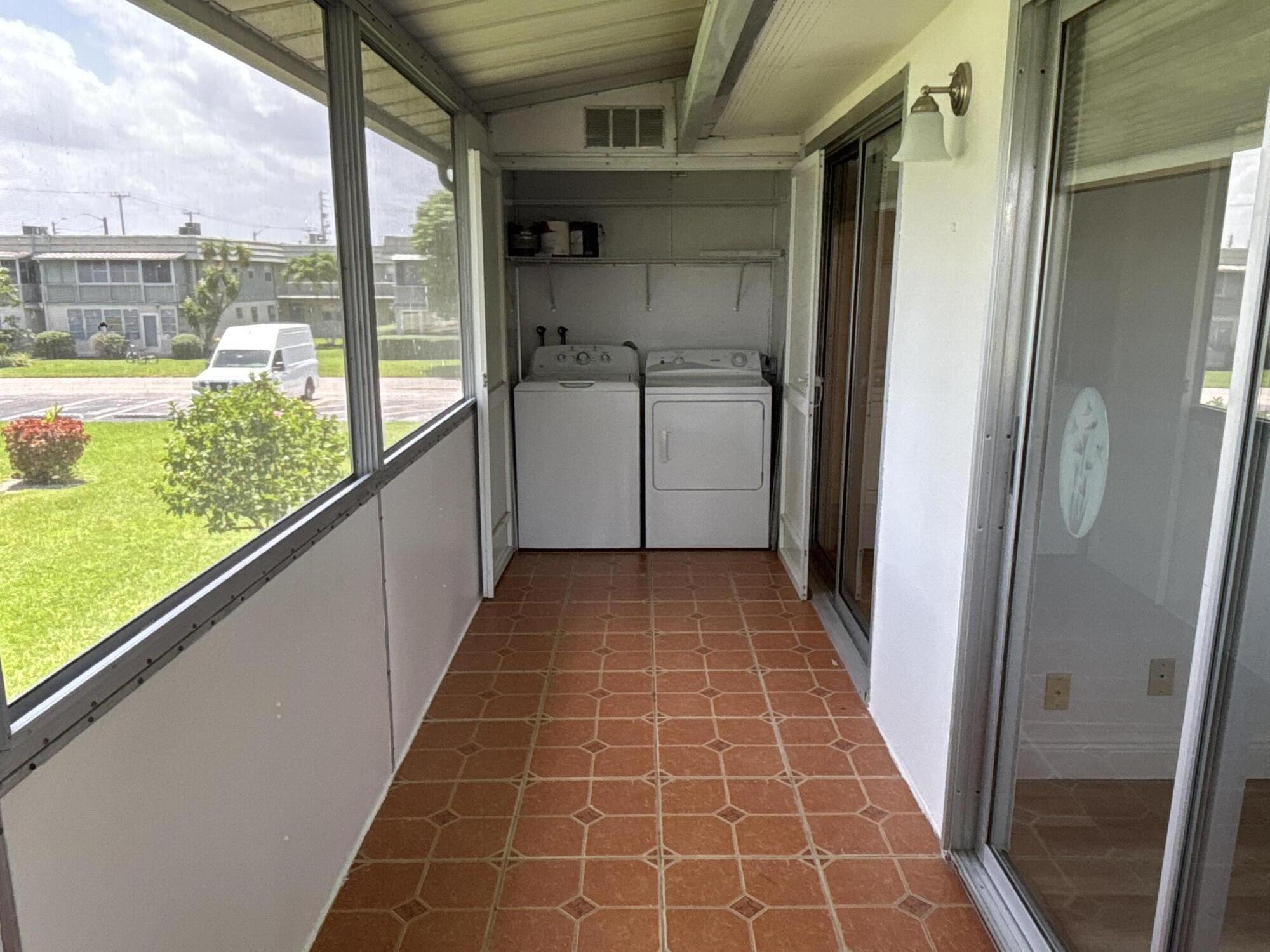652 Flanders N Property Photo 20