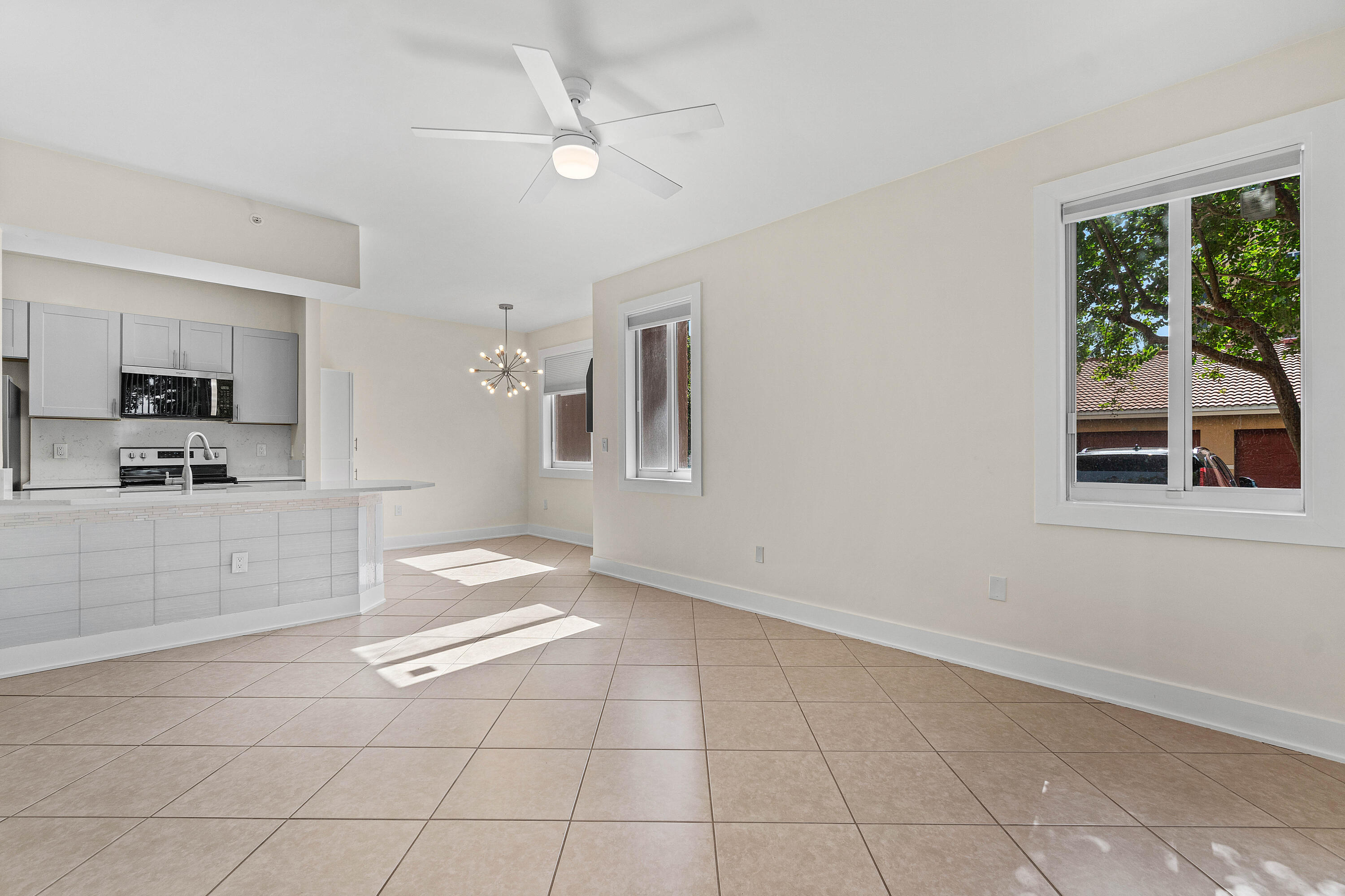 1000 Scotia Drive 102 Property Photo 6