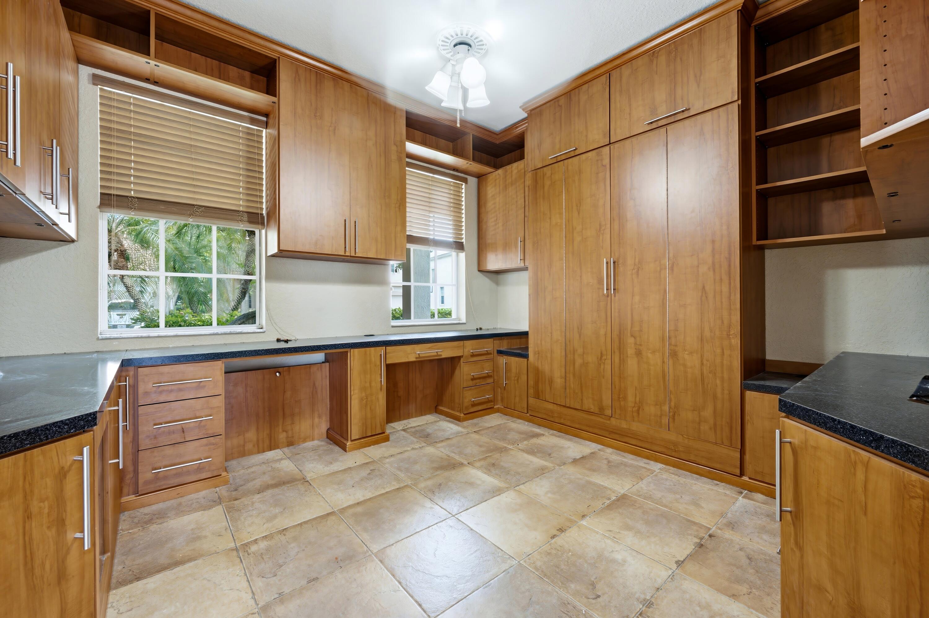 8113 Bautista Way Property Photo 6