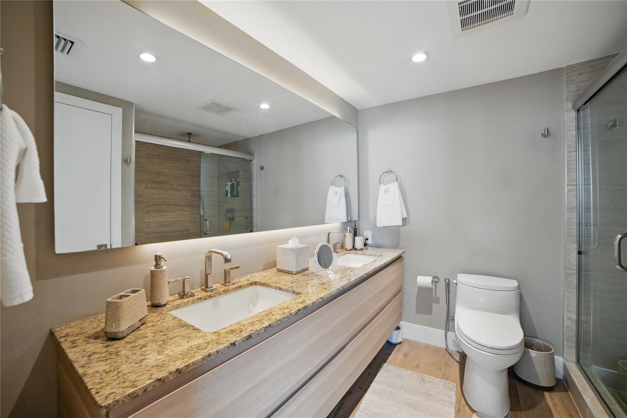 1200 S Ocean Boulevard 12g Property Photo 21