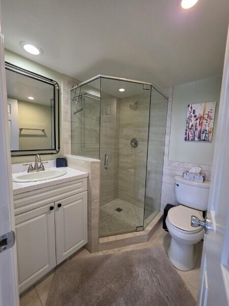650 Snug Harbor Drive G401 Property Photo 10