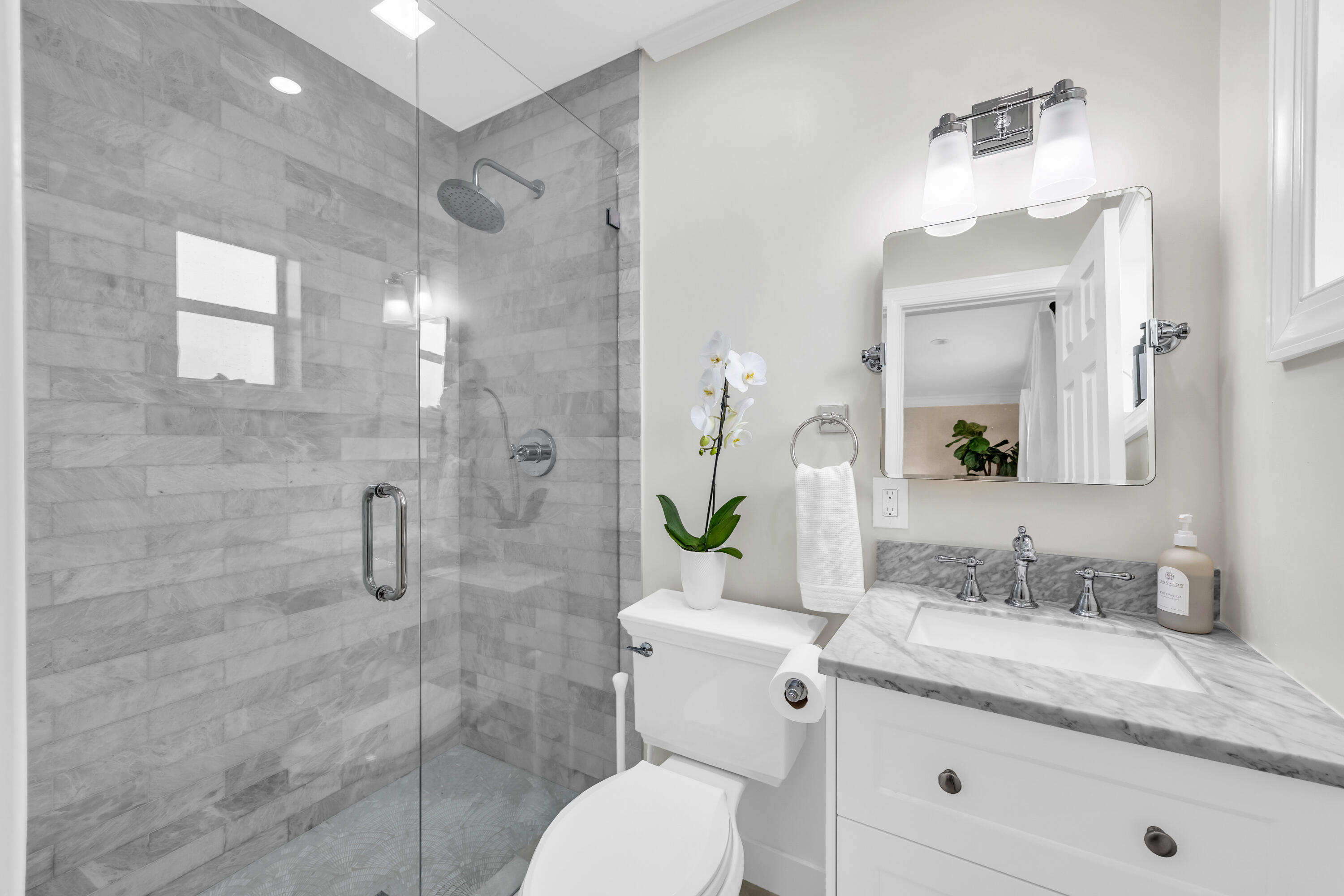 366 Elm Avenue Property Photo 14