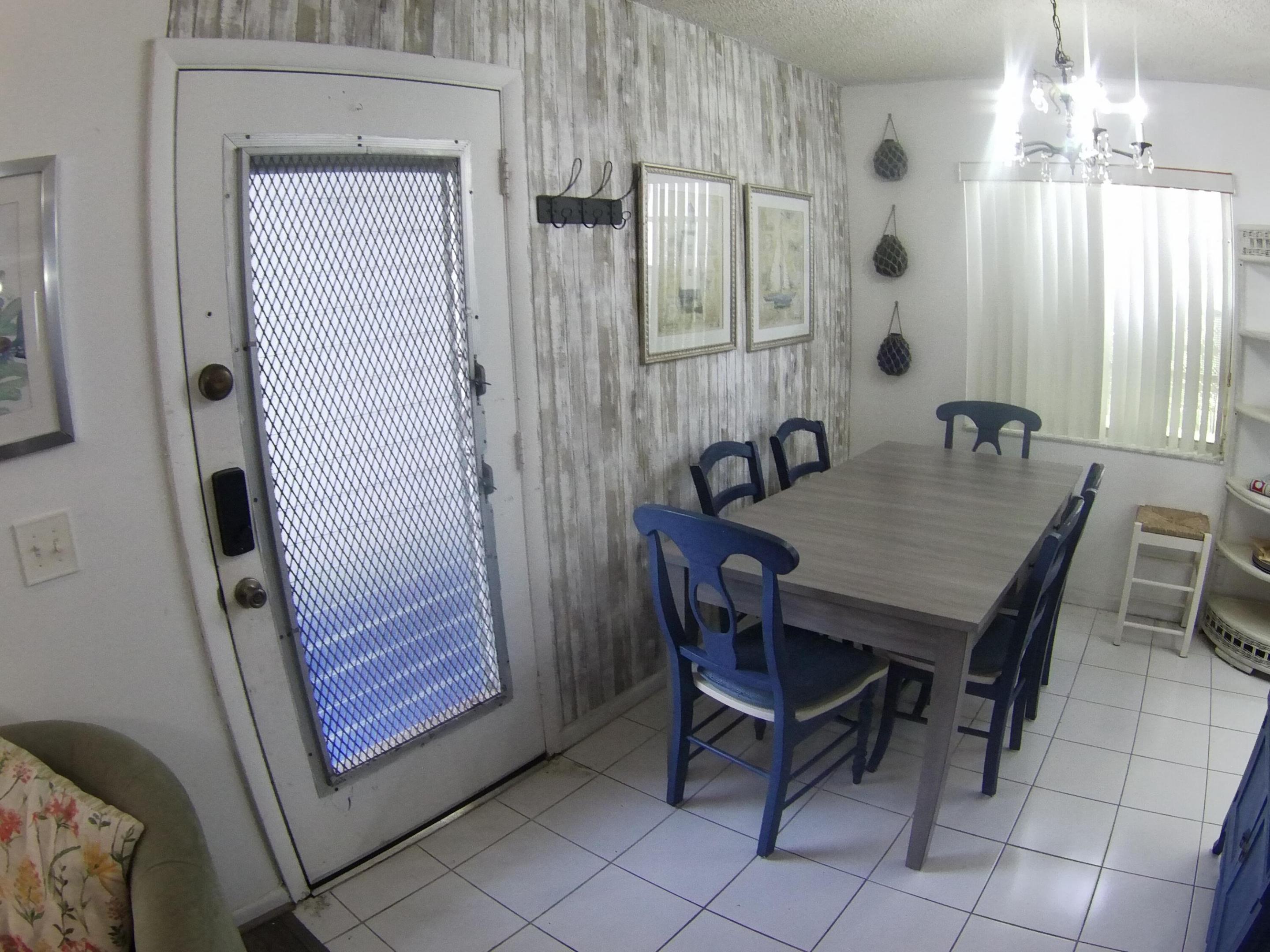 980 Normandy U Property Photo 10