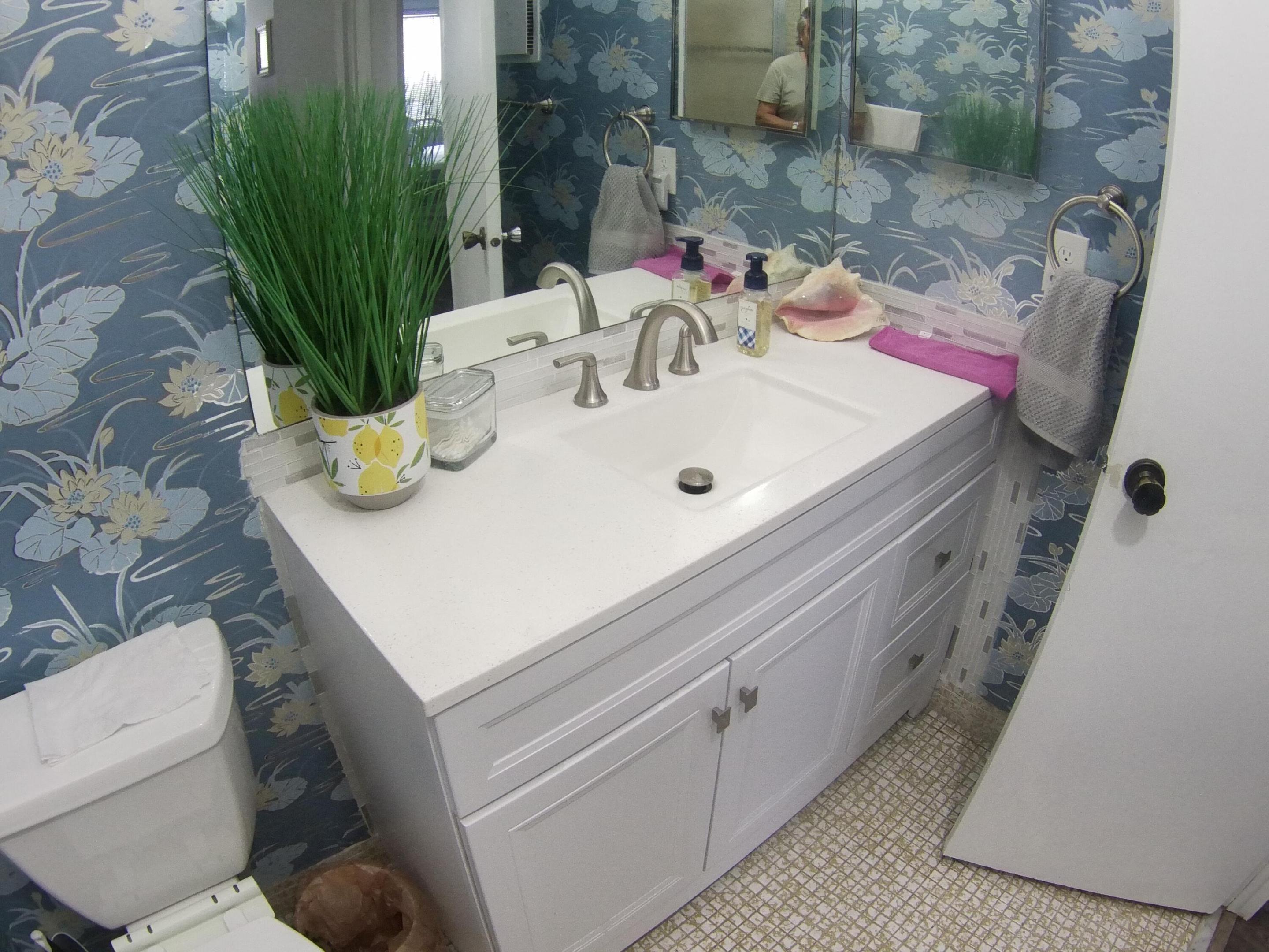 980 Normandy U Property Photo 17