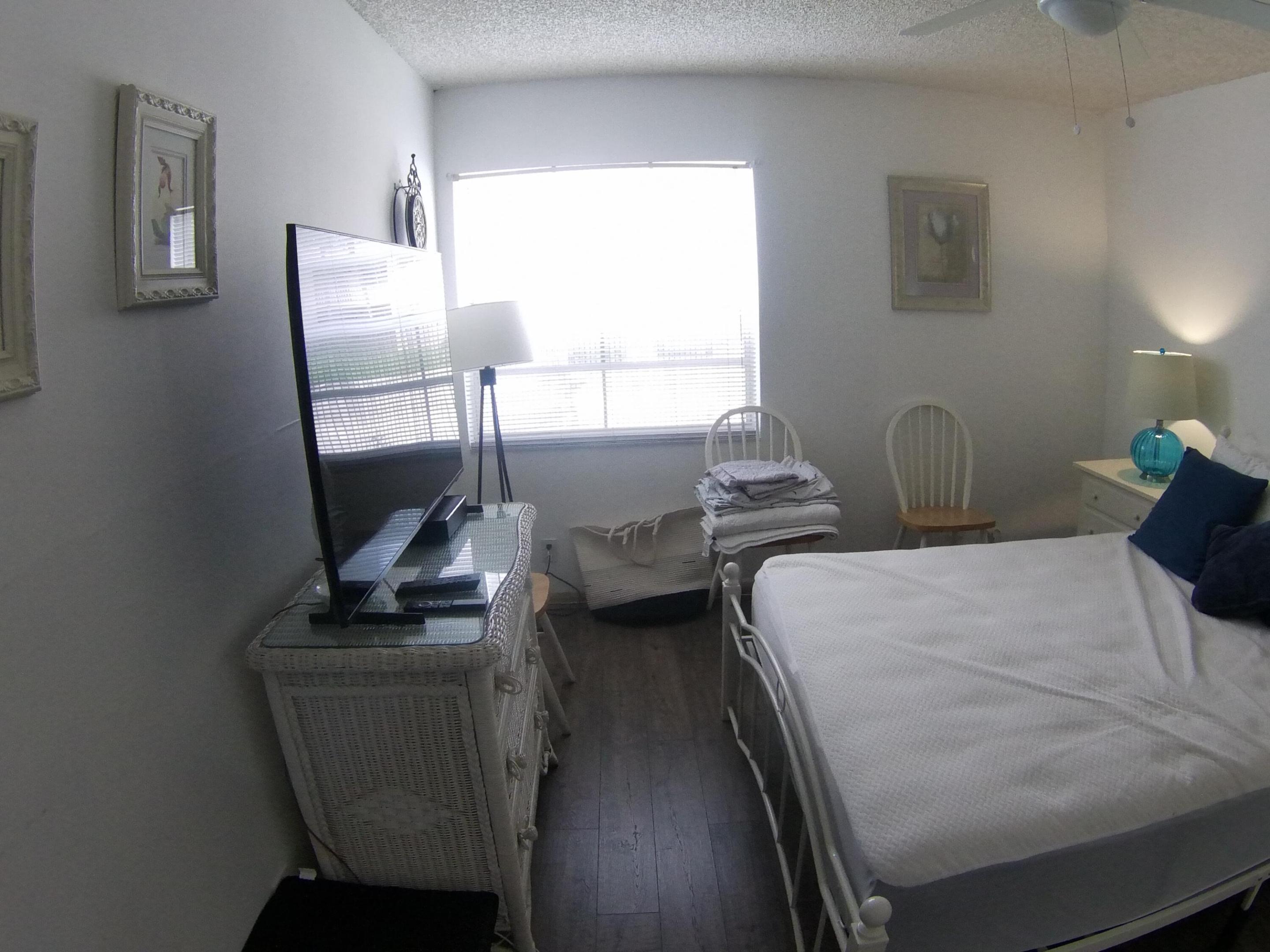 980 Normandy U Property Photo 21