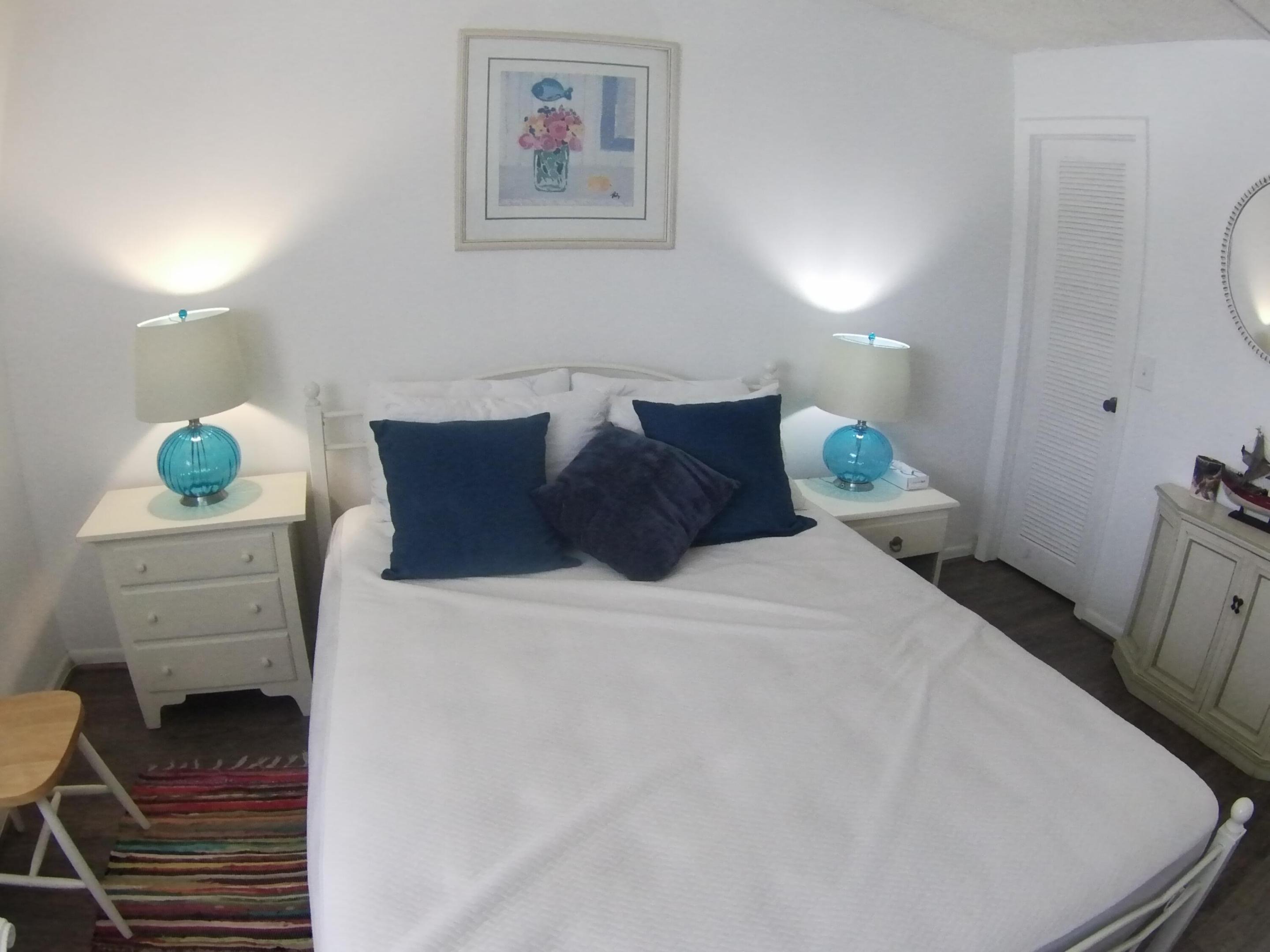 980 Normandy U Property Photo 24