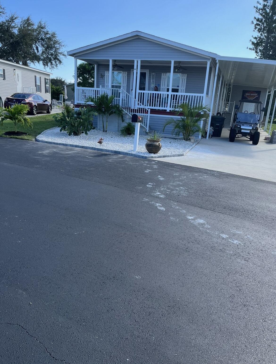 88 Sandhill Boulevard Property Photo 1