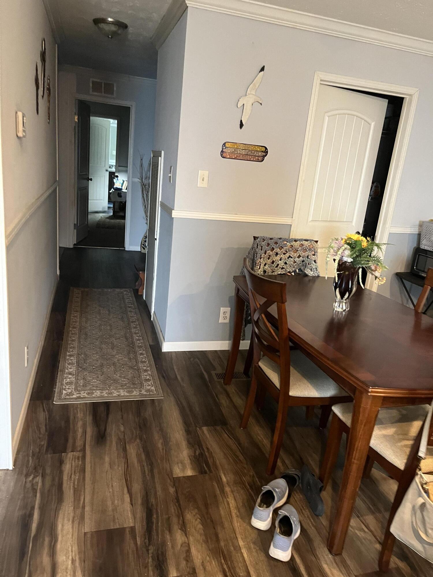 88 Sandhill Boulevard Property Photo 7