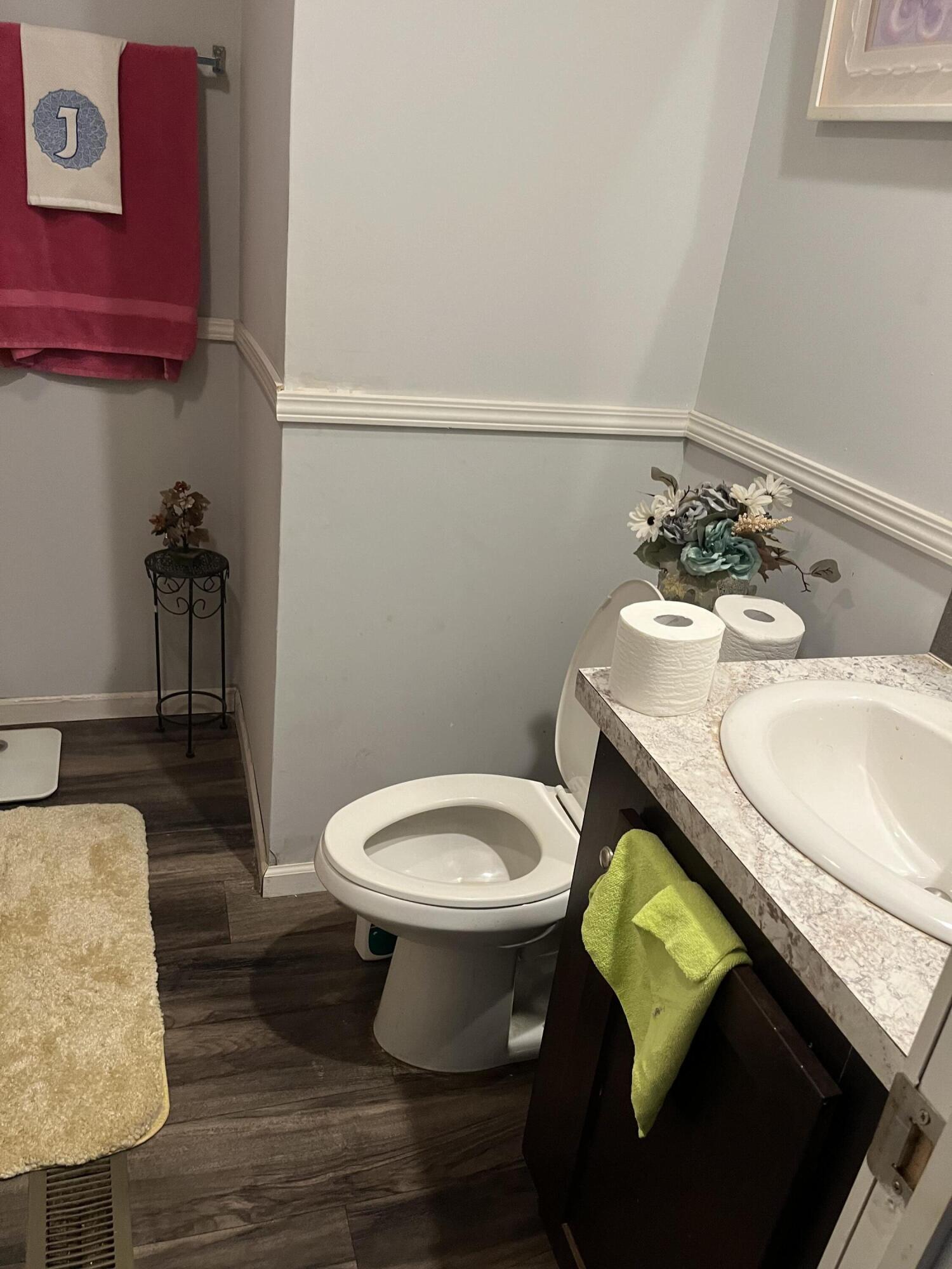 88 Sandhill Boulevard Property Photo 13