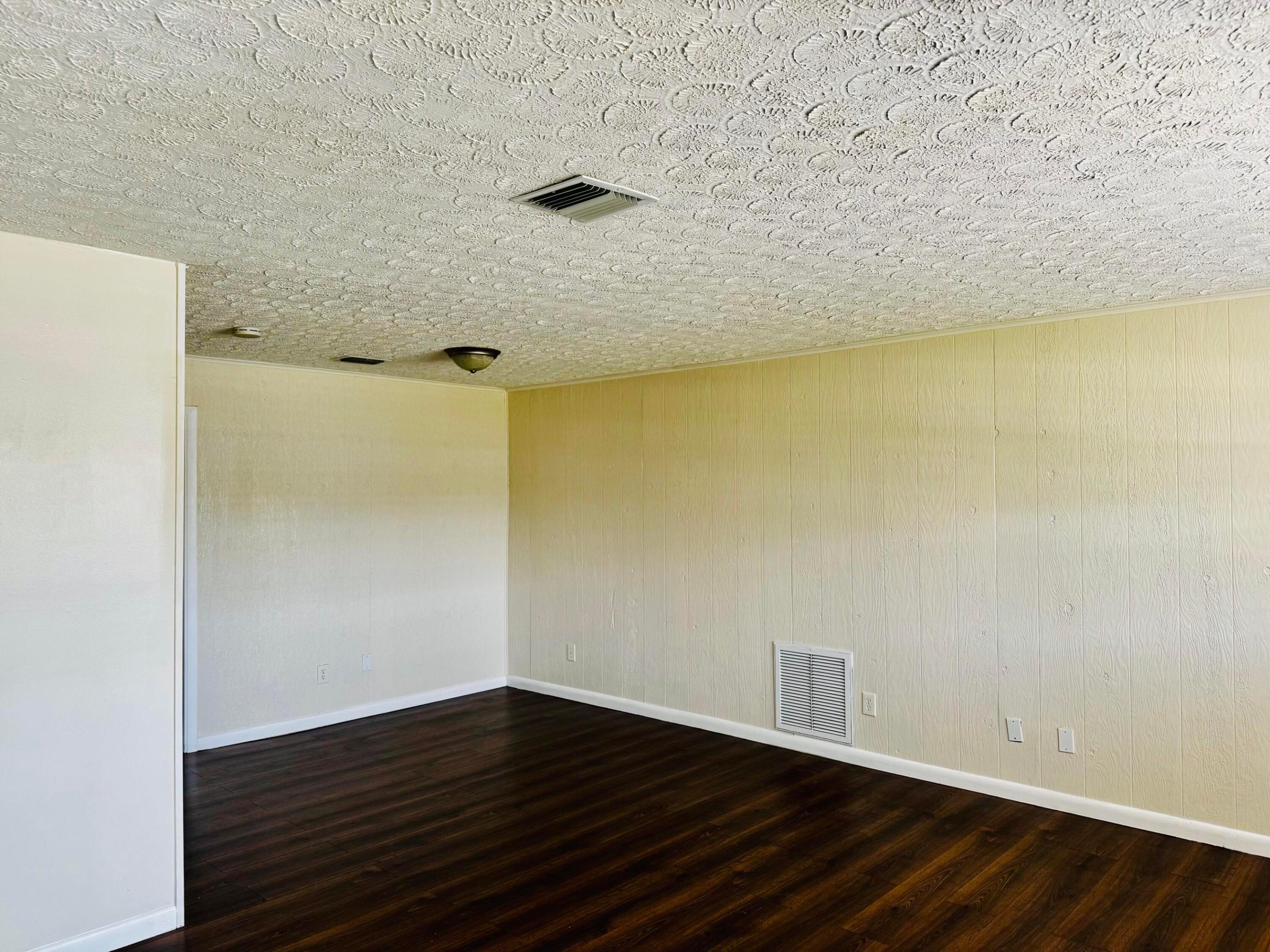 5105 Birch Drive Property Photo 5