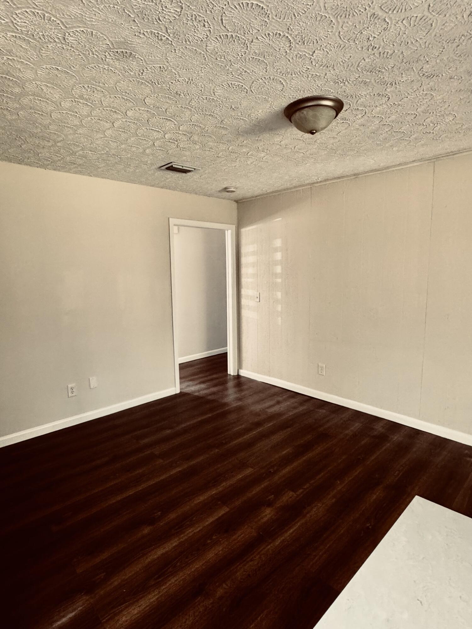 5105 Birch Drive Property Photo 6