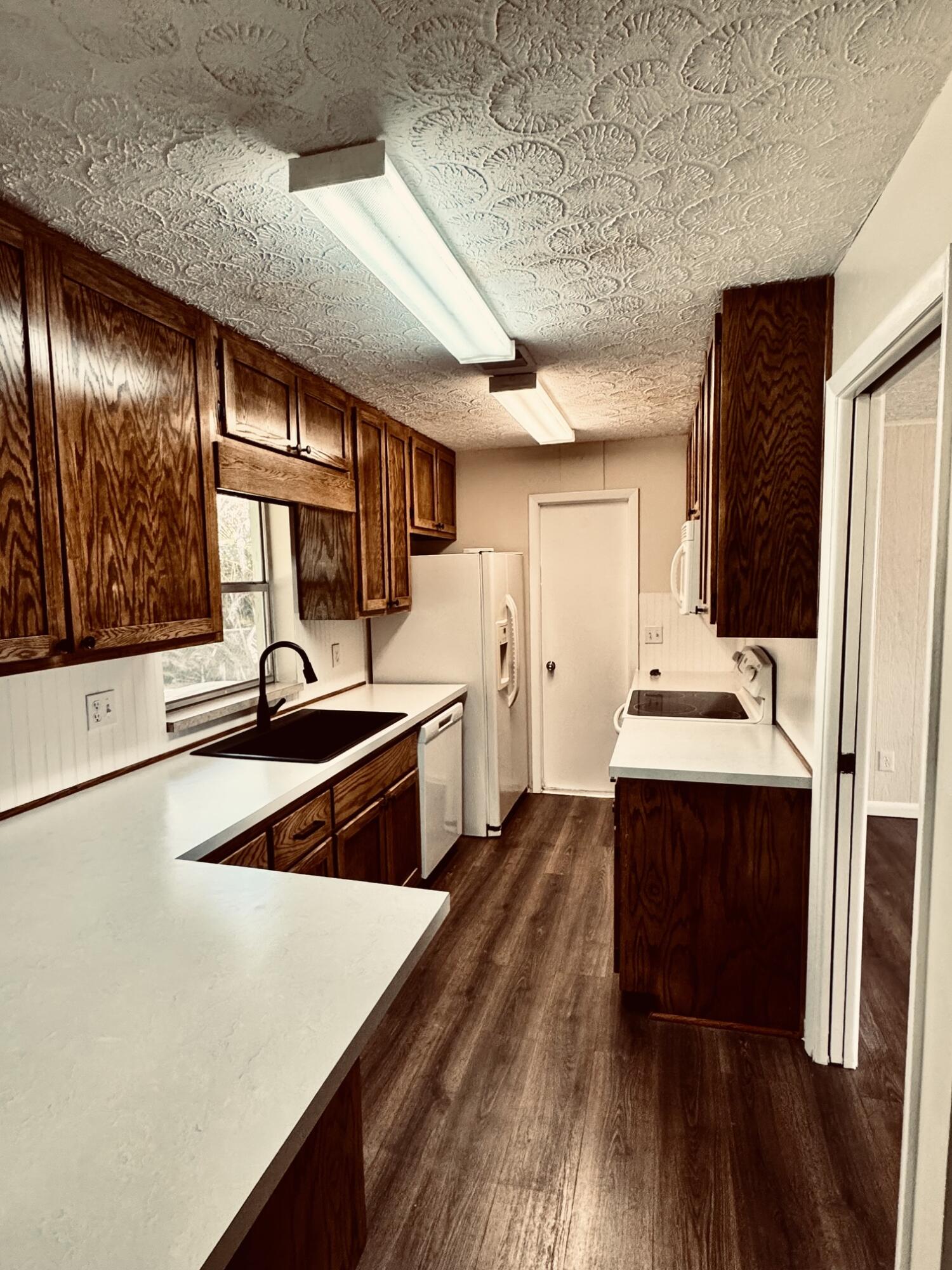 5105 Birch Drive Property Photo 7