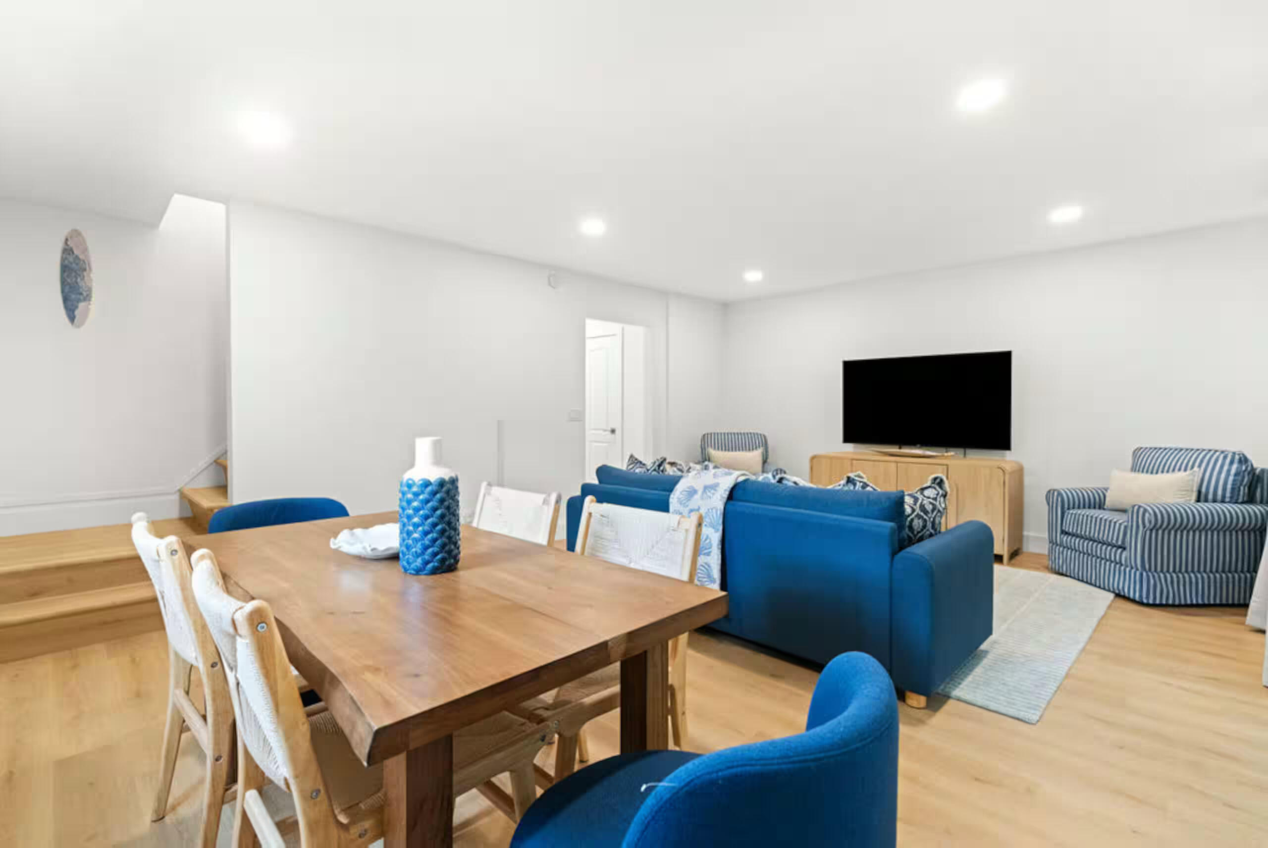 1216 Surf Road Property Photo 8