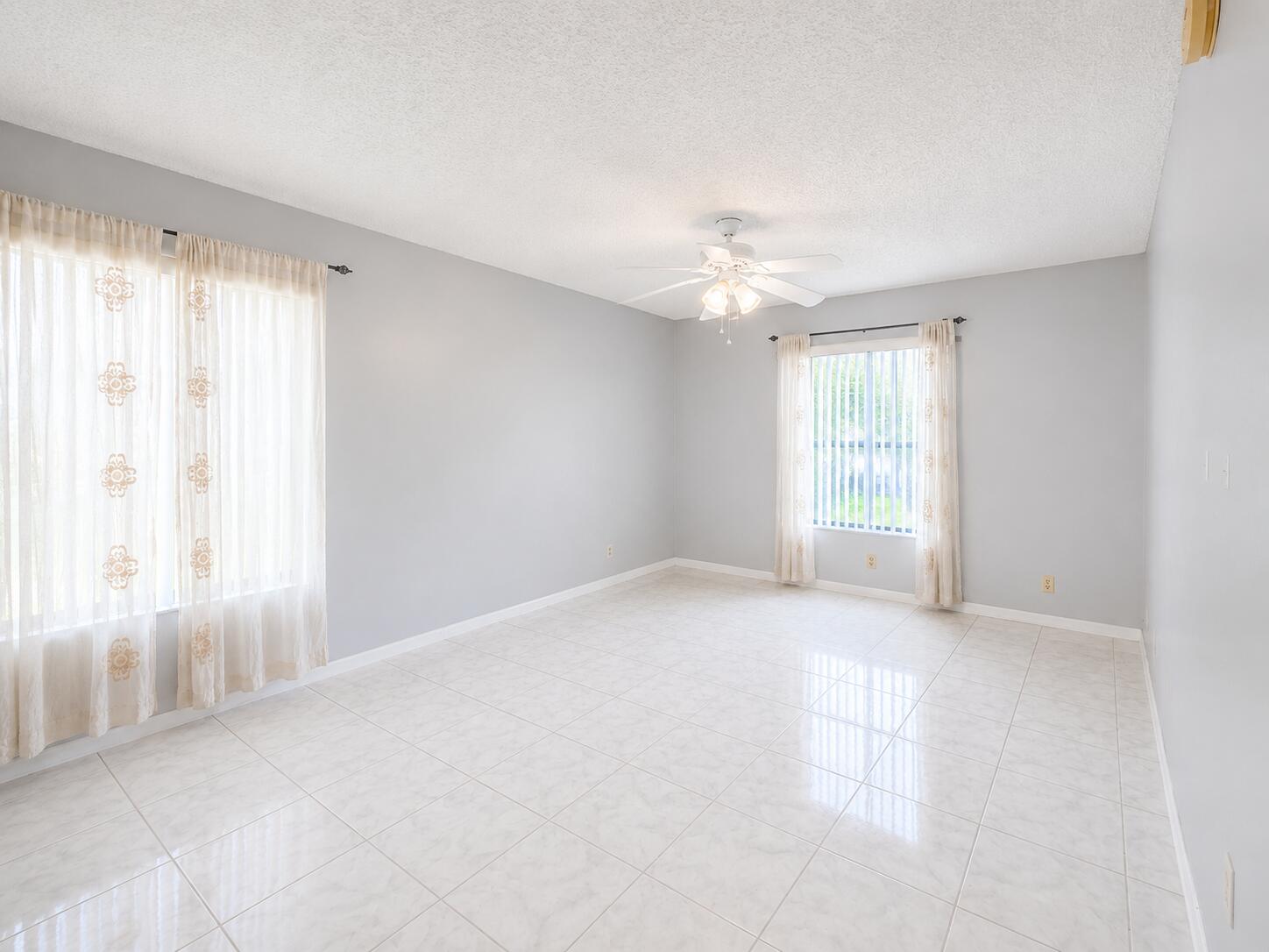 1995 Sw Silver Pine Way 119-d1 Property Photo 12